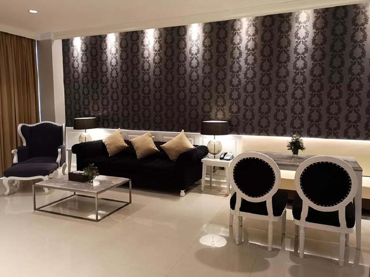 Living room in The Zign Hotel