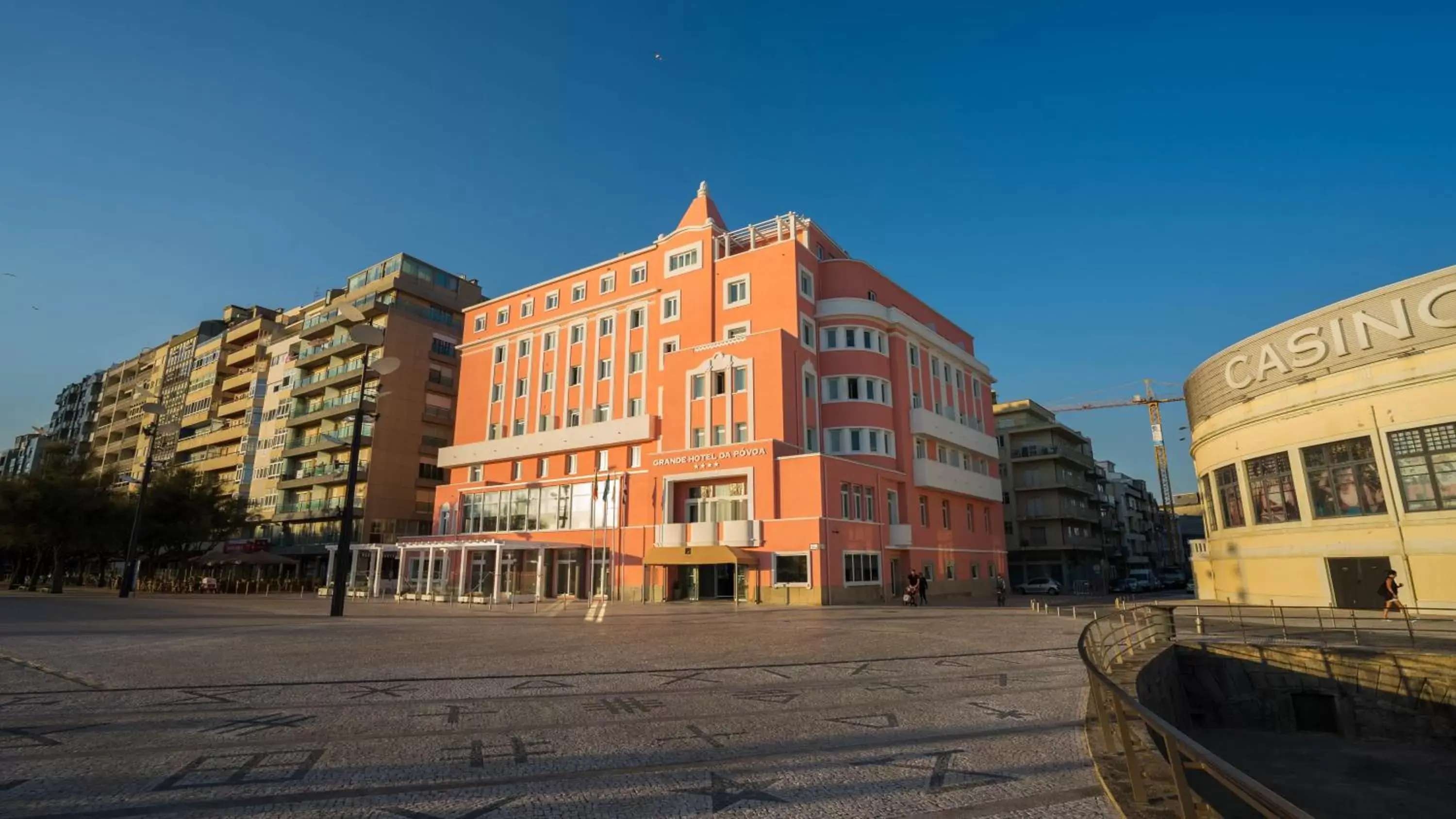 Facade/entrance, Property Building in Grande Hotel da Povoa