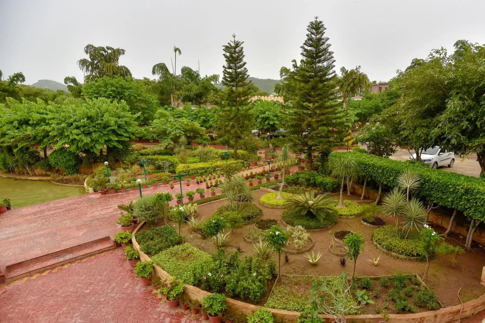 Garden in Araliayas Resort & Spa