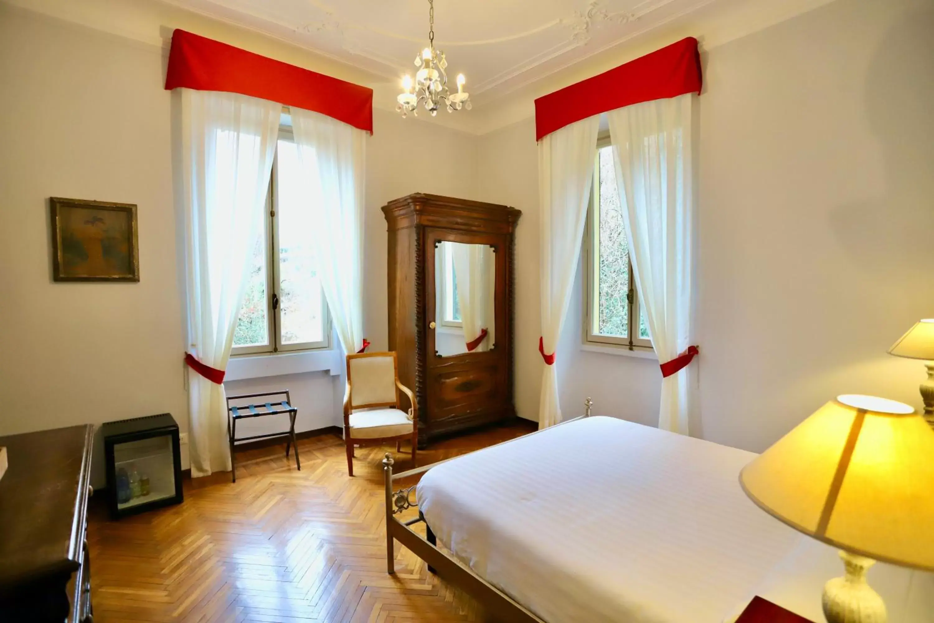 Bedroom in La Villa del Lago