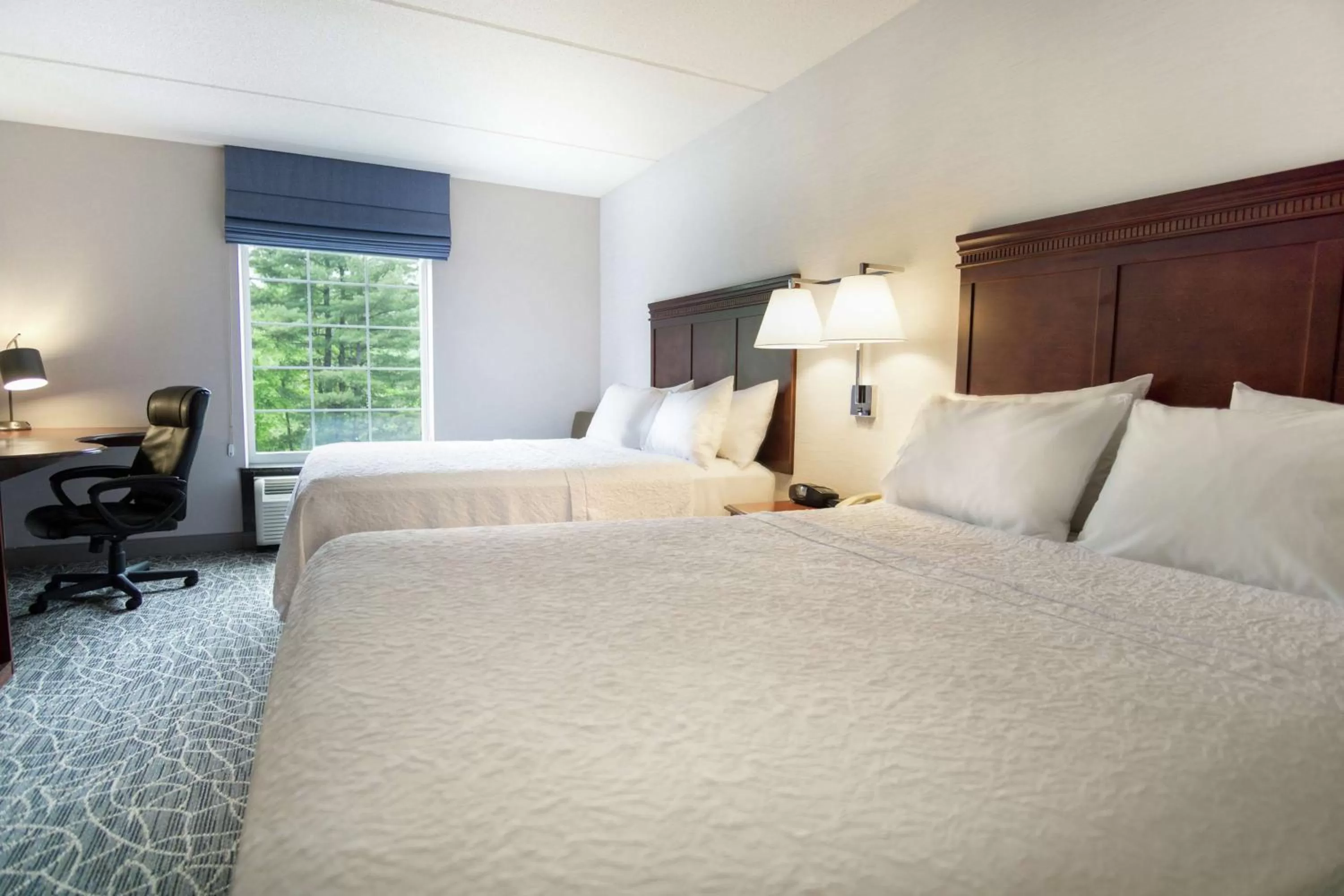 Bed in Hampton Inn & Suites Berkshires-Lenox