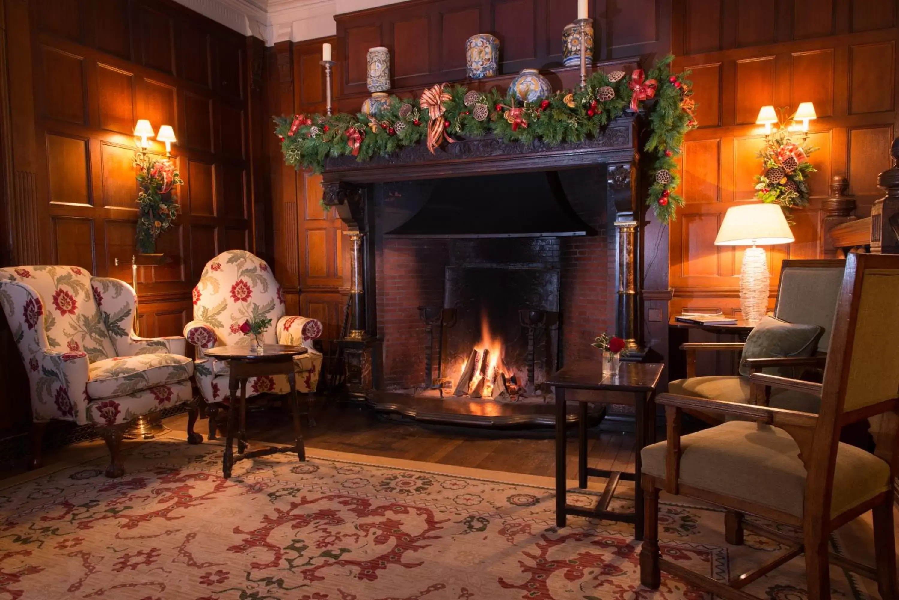 Living room, Seating Area in Gravetye Manor