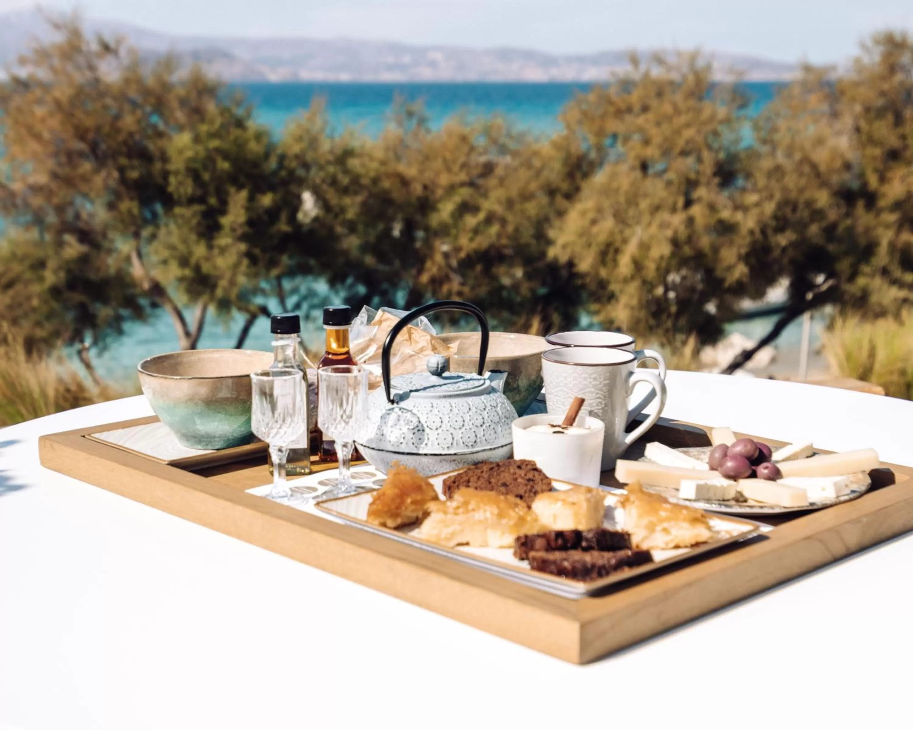 Breakfast in Avgoustos Suites Naxos
