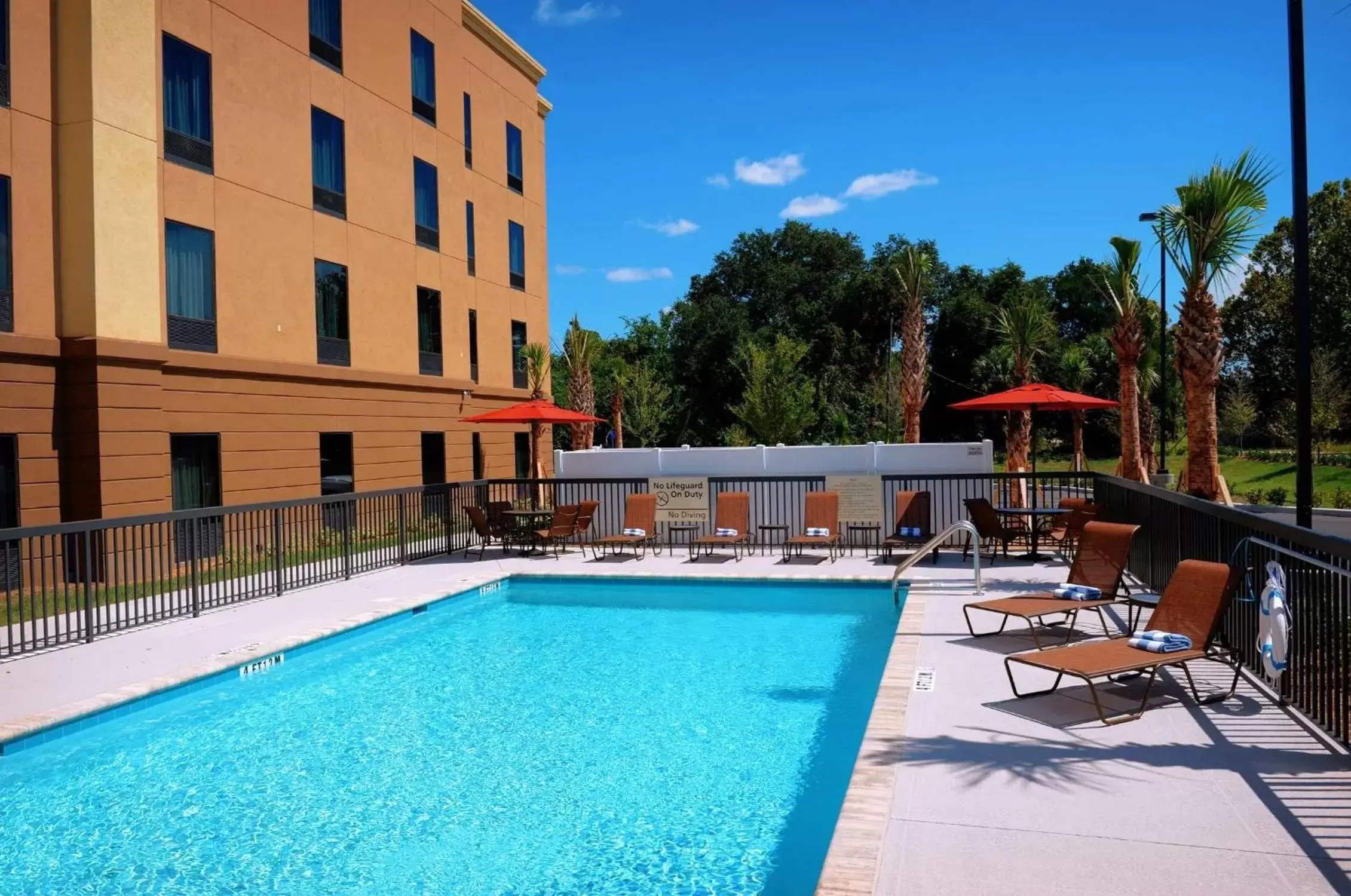 Pool view in Hampton Inn Crystal River Pool view in Hampton Inn Crystal River