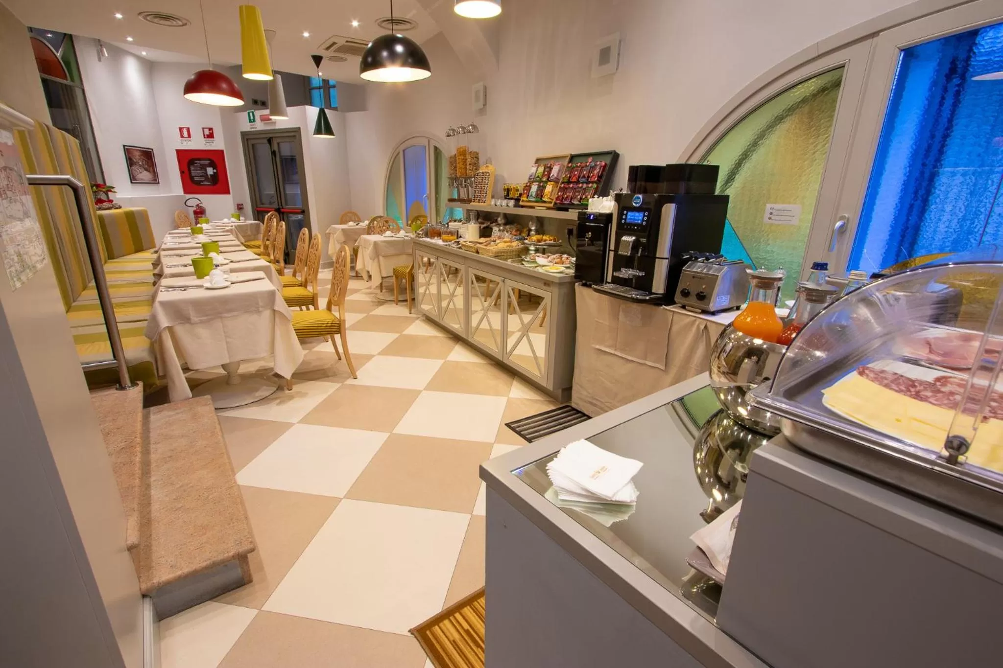 Area and facilities in Hotel Centrale Best Western Signature Collection