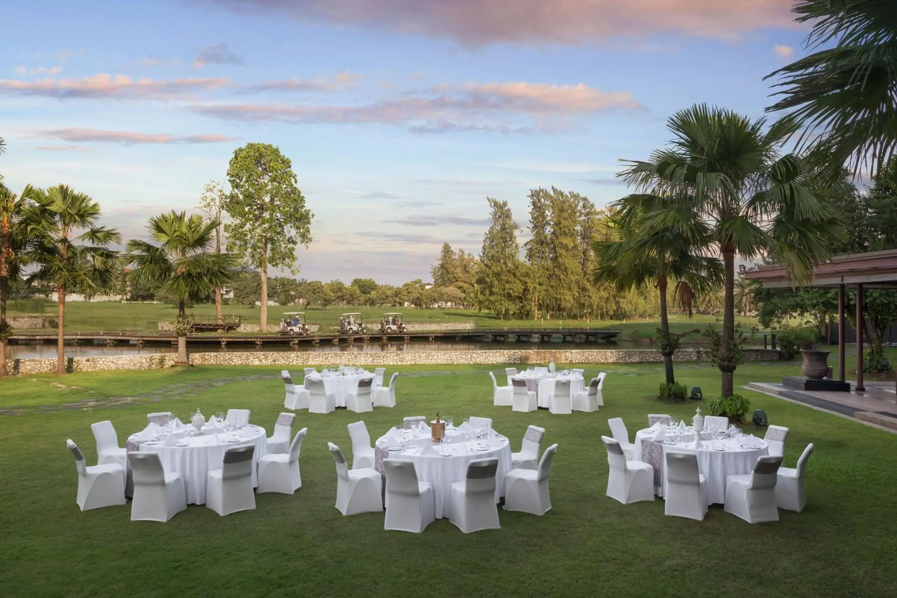 Meeting/conference room, Banquet Facilities in Le Meridien Suvarnabhumi, Bangkok Golf Resort and Spa