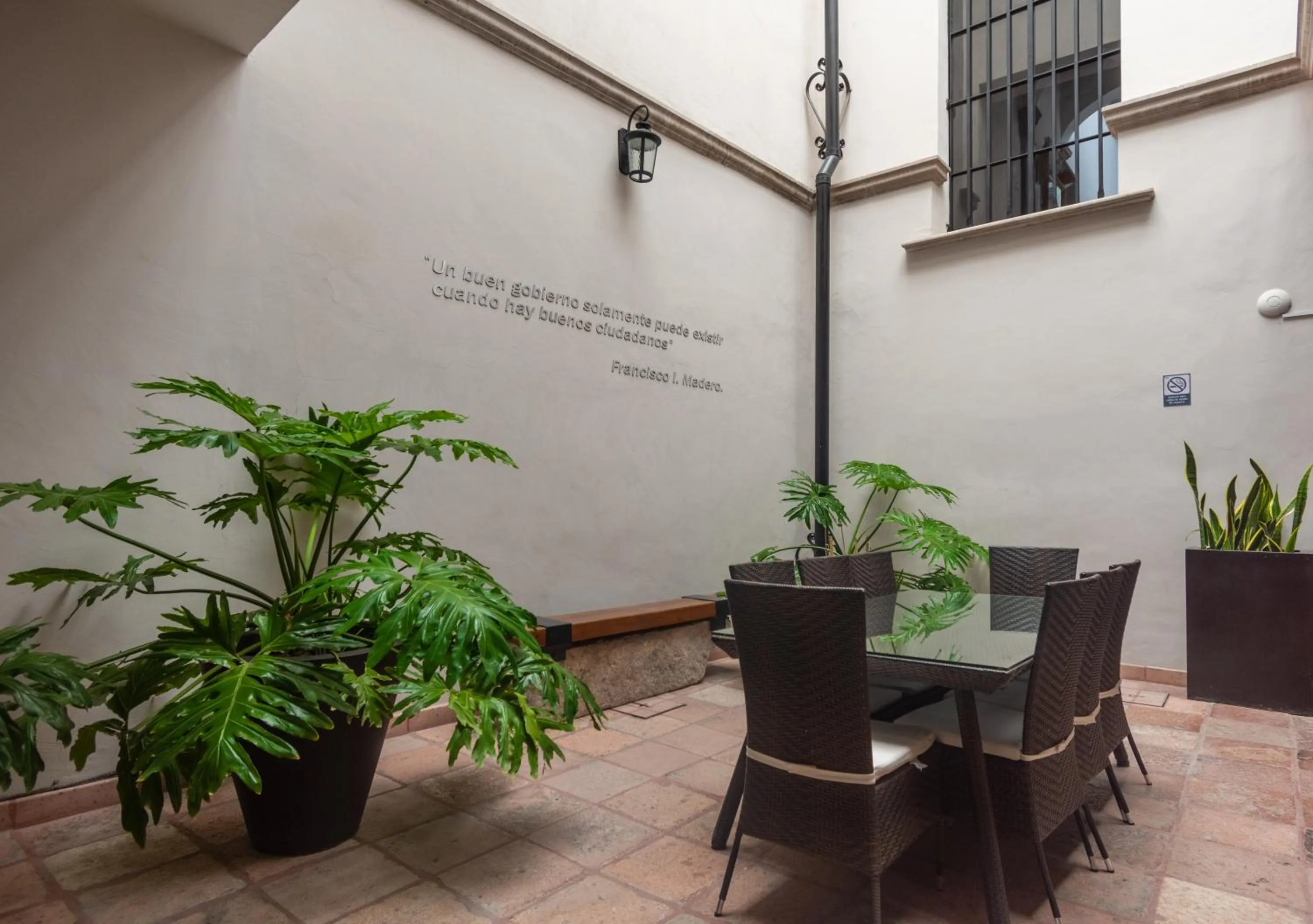 Area and facilities in Hotel Madero