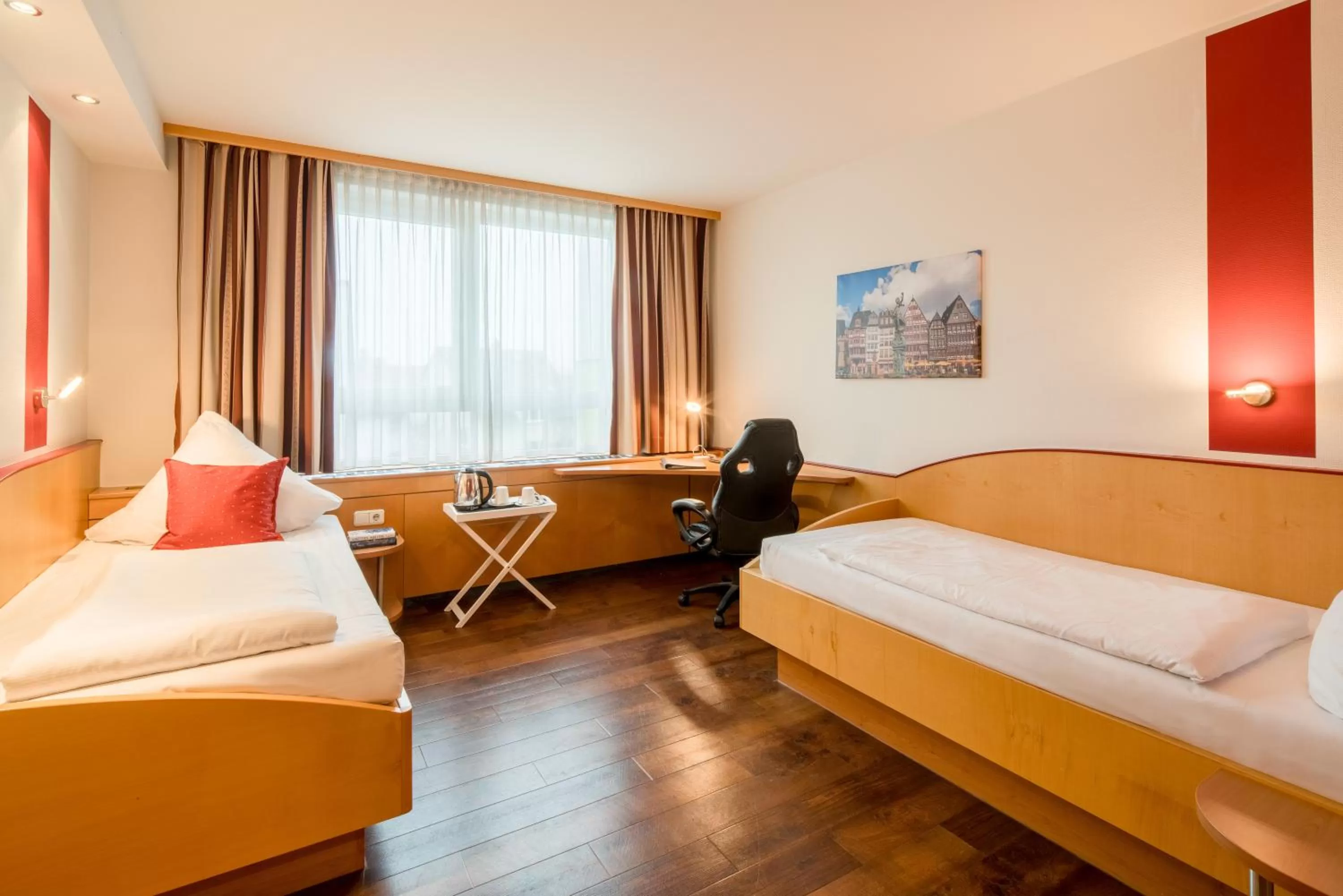 Photo of the whole room, Bed in L'Escala