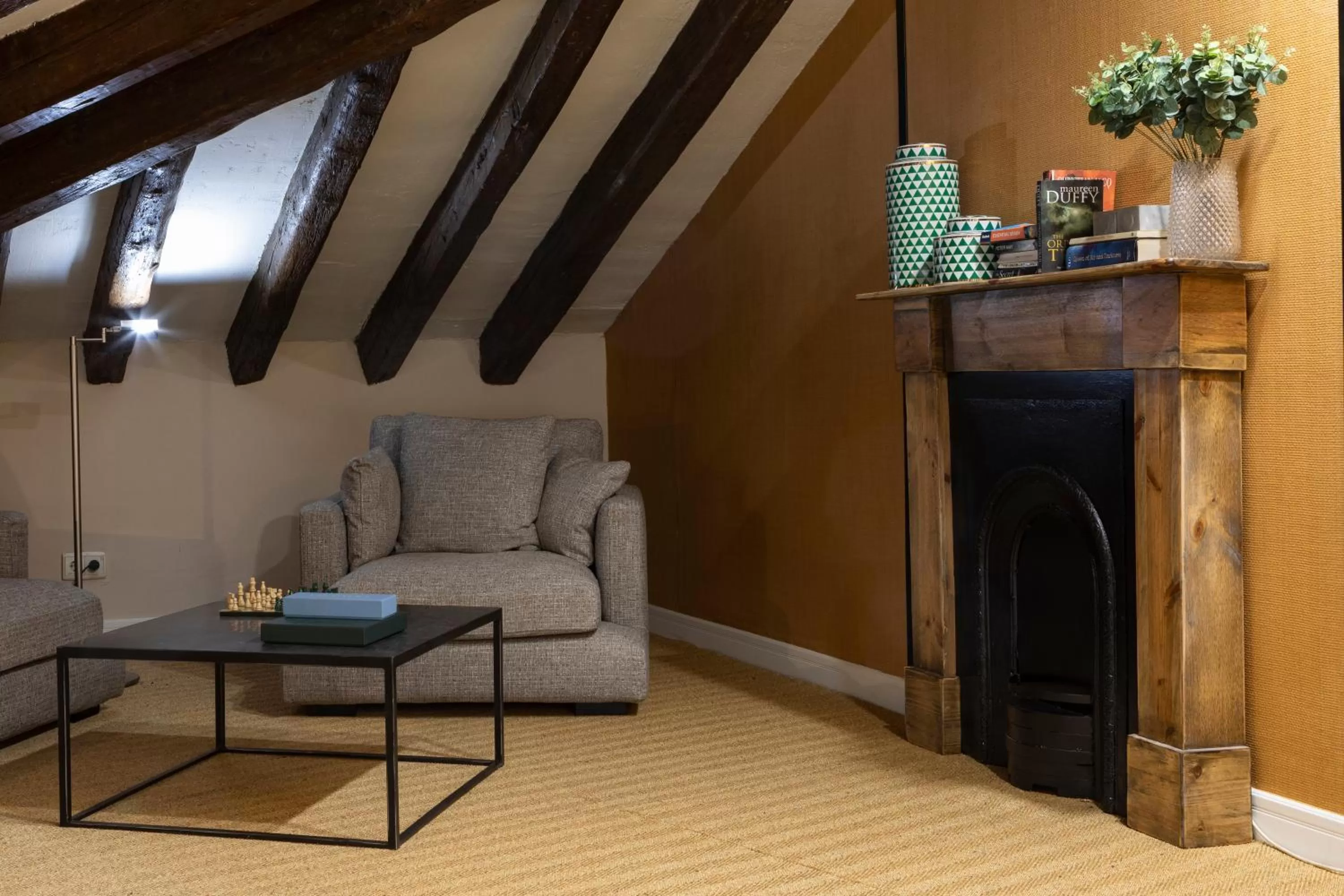 Communal lounge/ TV room in Petit Palace Preciados