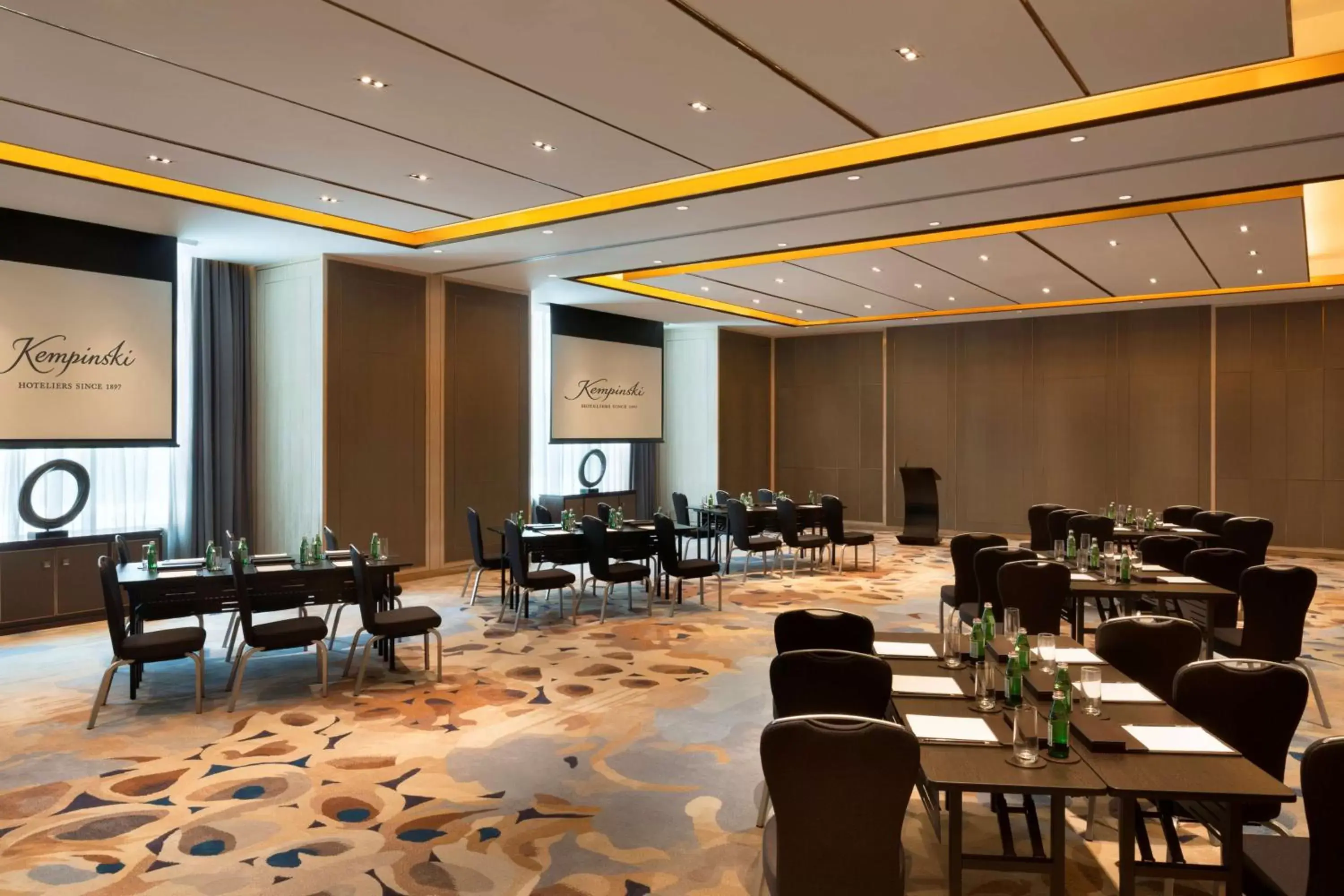 Meeting/conference room in Kempinski Hotel Fuzhou