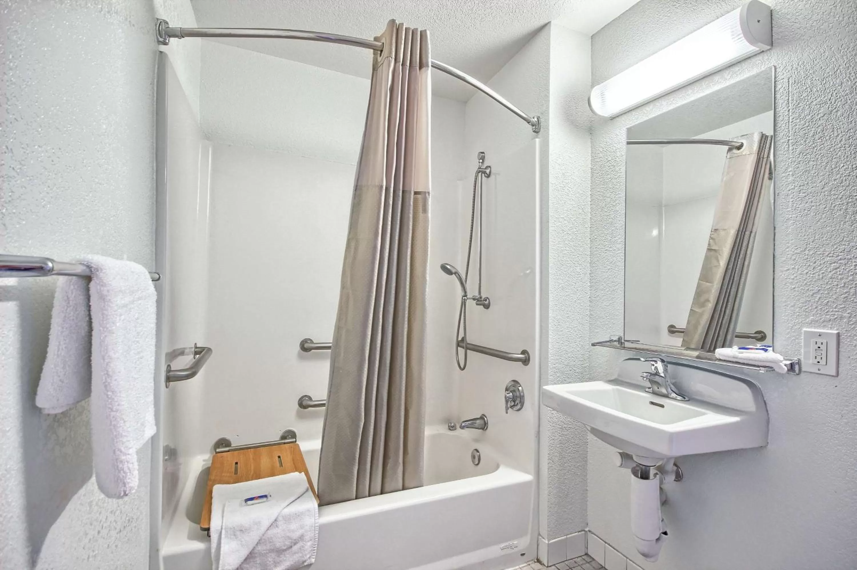 Bathroom in Motel 6-Fresno, CA - Blackstone South