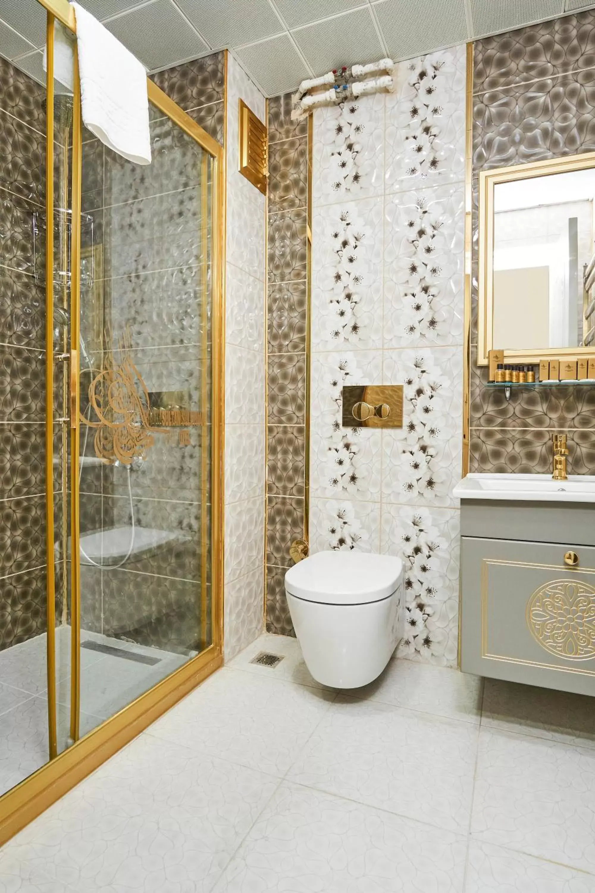 Bathroom in Sultan Suleyman Palace Hotel & Spa Bathroom in Sultan Suleyman Palace Hotel & Spa