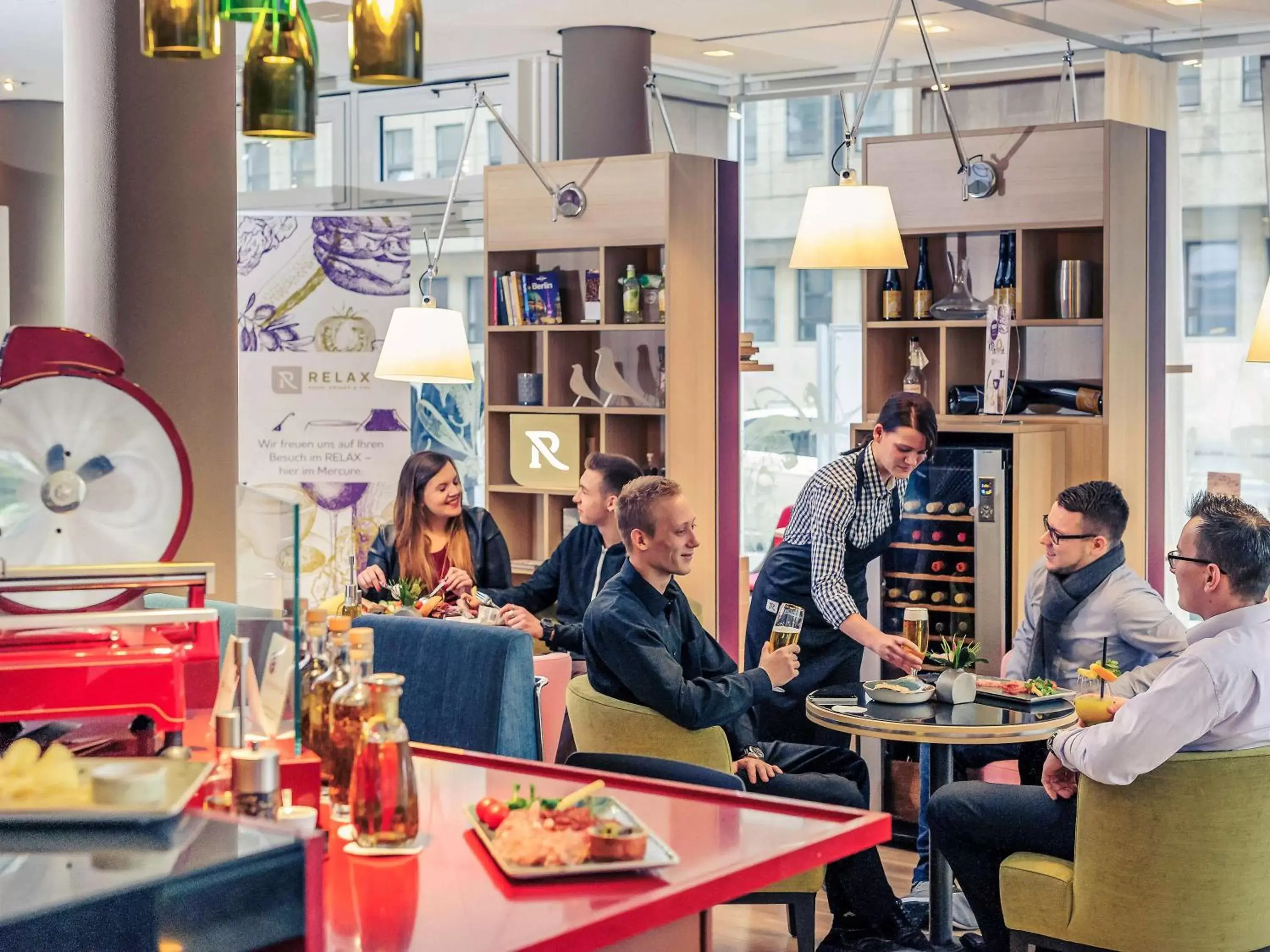 Lounge or bar in Mercure Hotel Berlin City