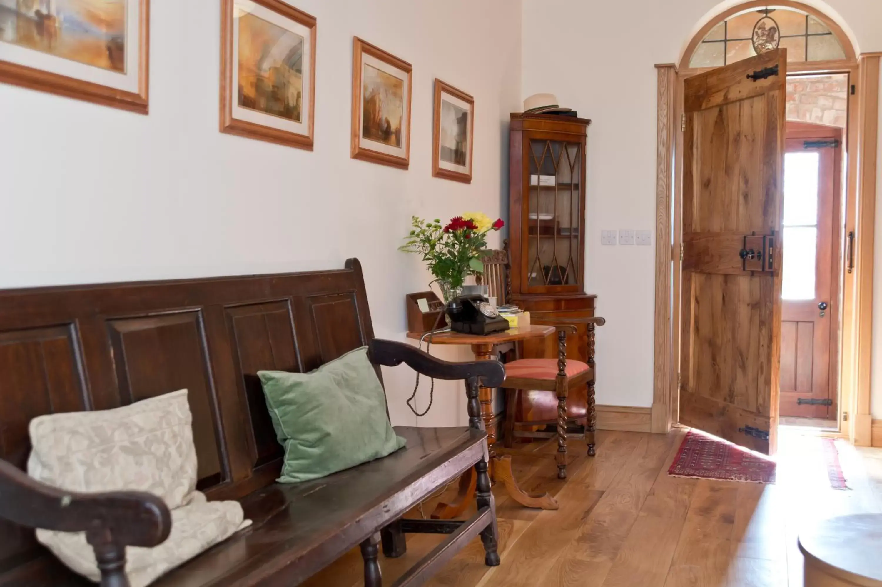 Lobby or reception, Seating Area in The Larches Ledbury