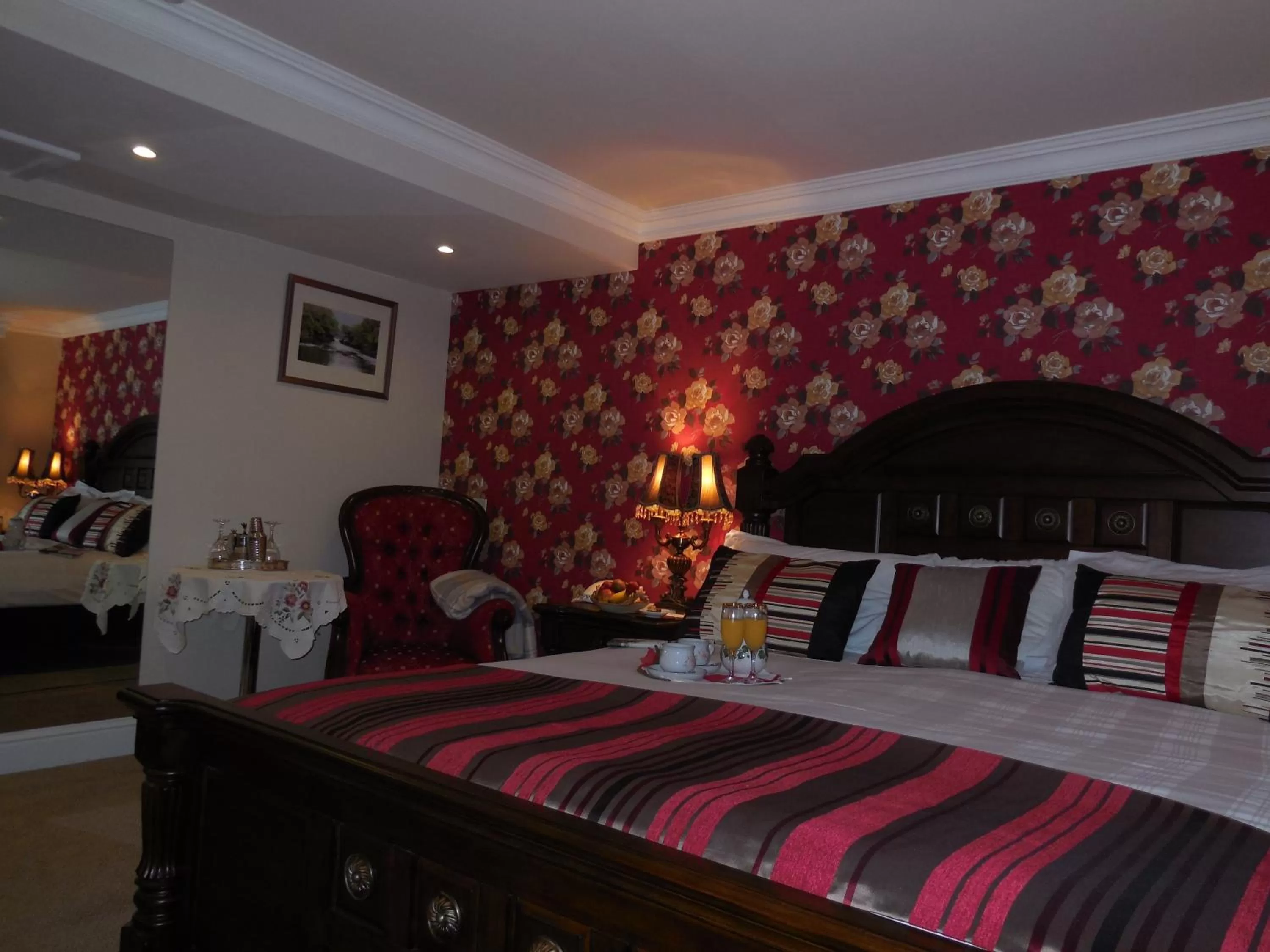 Photo of the whole room, Bed in Crystal Springs B&B