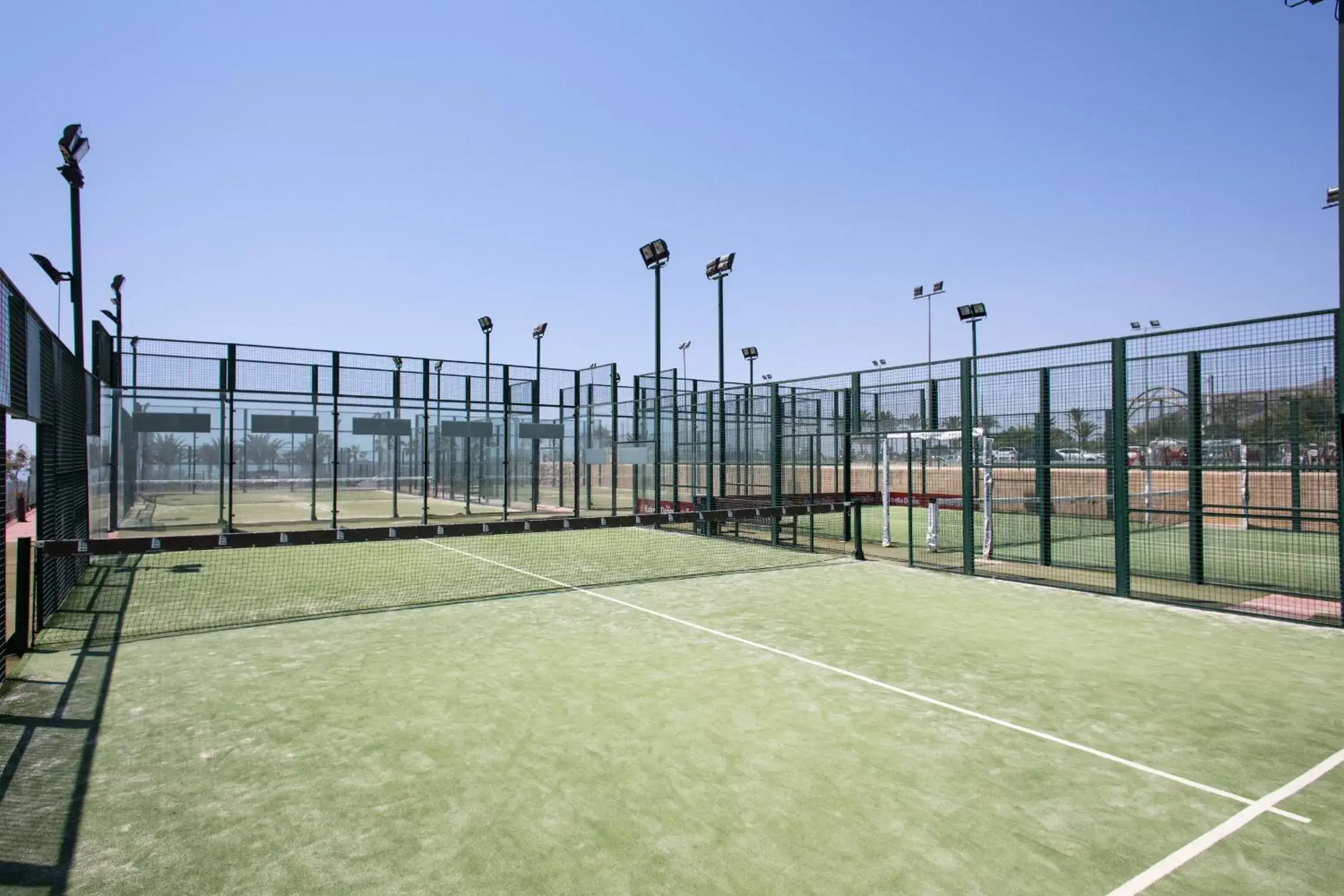 Tennis court, Tennis/Squash in The Level at Meliá Villaitana