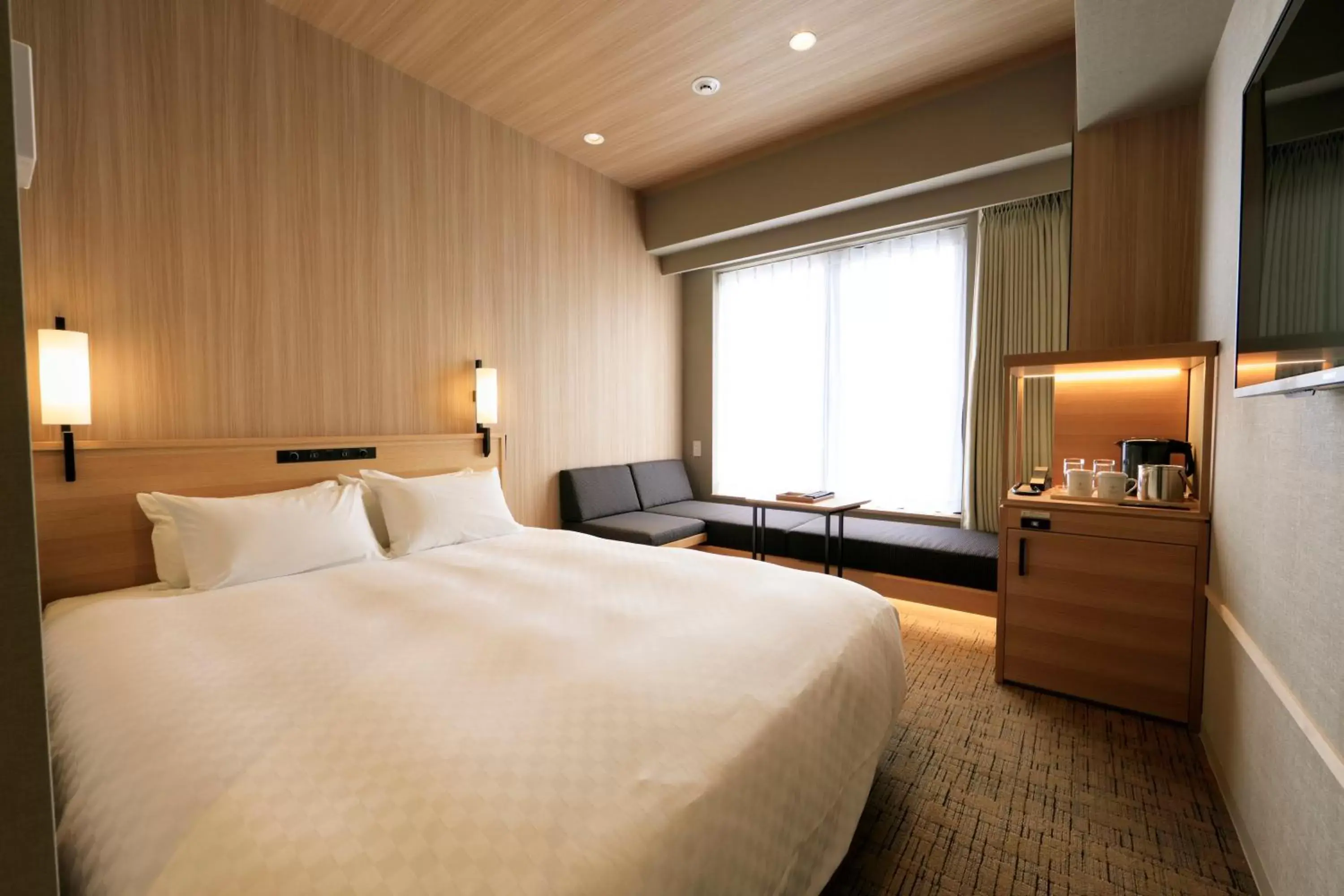 Standard Double Room - Non-Smoking in Candeo Hotels Kobe Tor Road