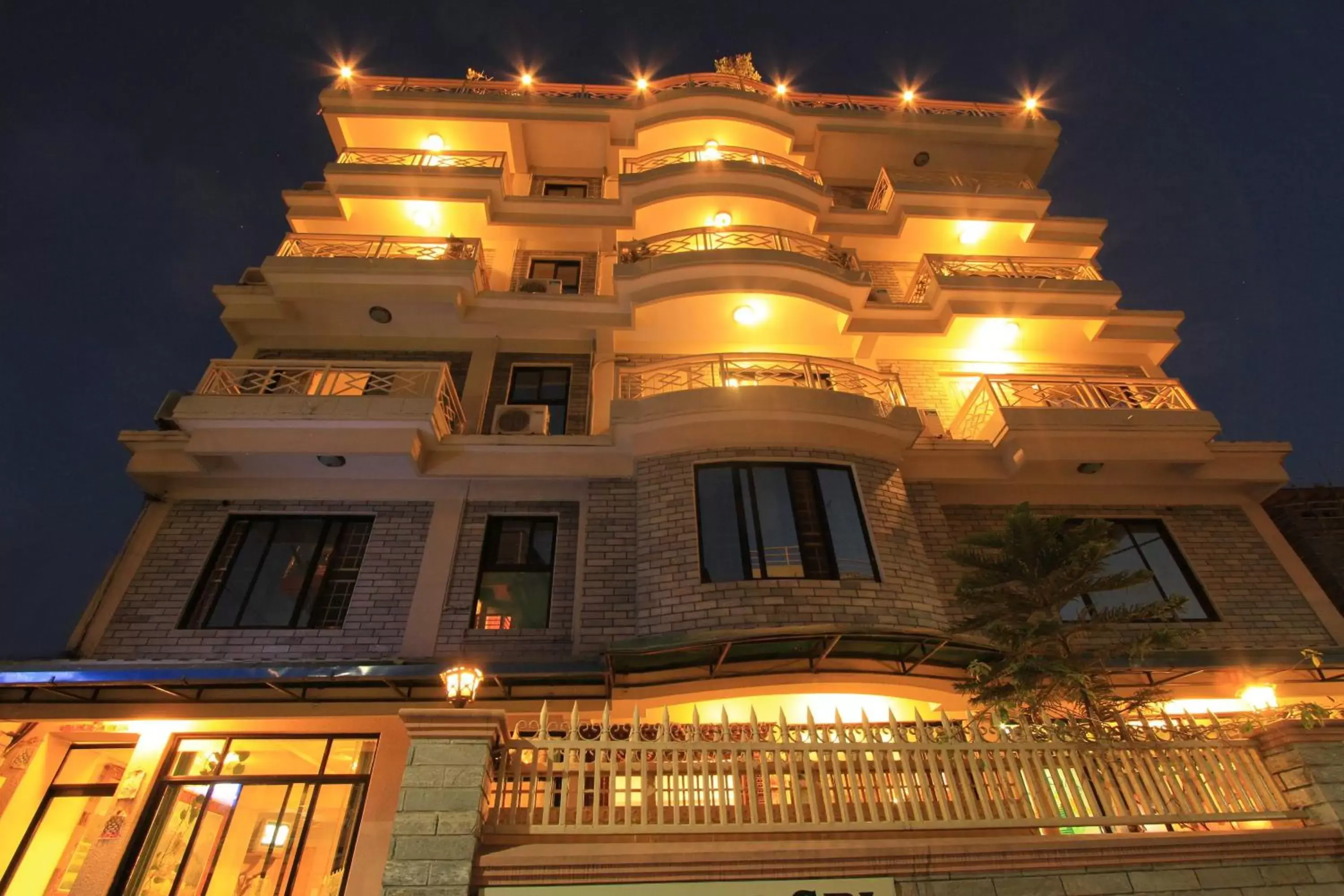 Property building in Hotel Splendid View Property building in Hotel Splendid View