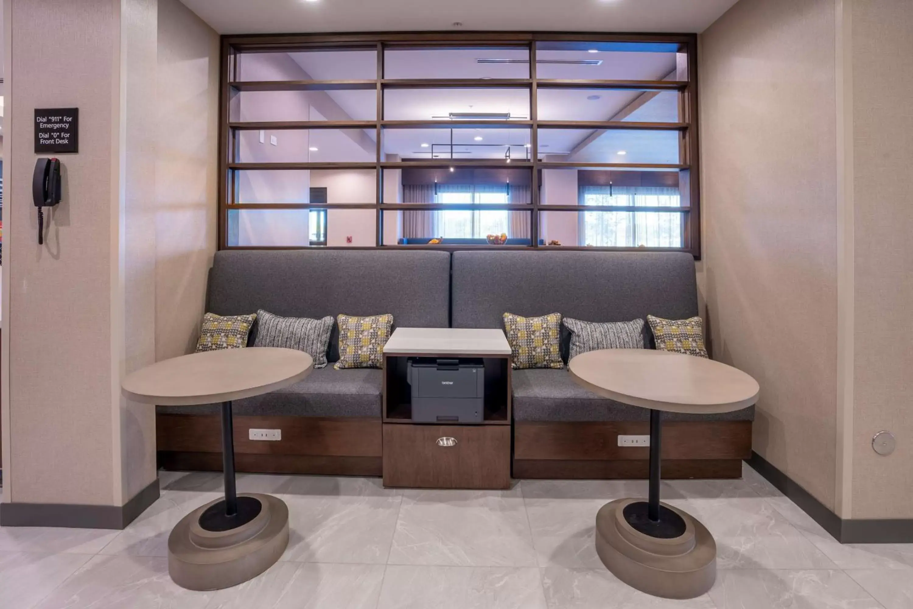 Business facilities, Seating Area in Hampton Inn By Hilton Huntley Chicago