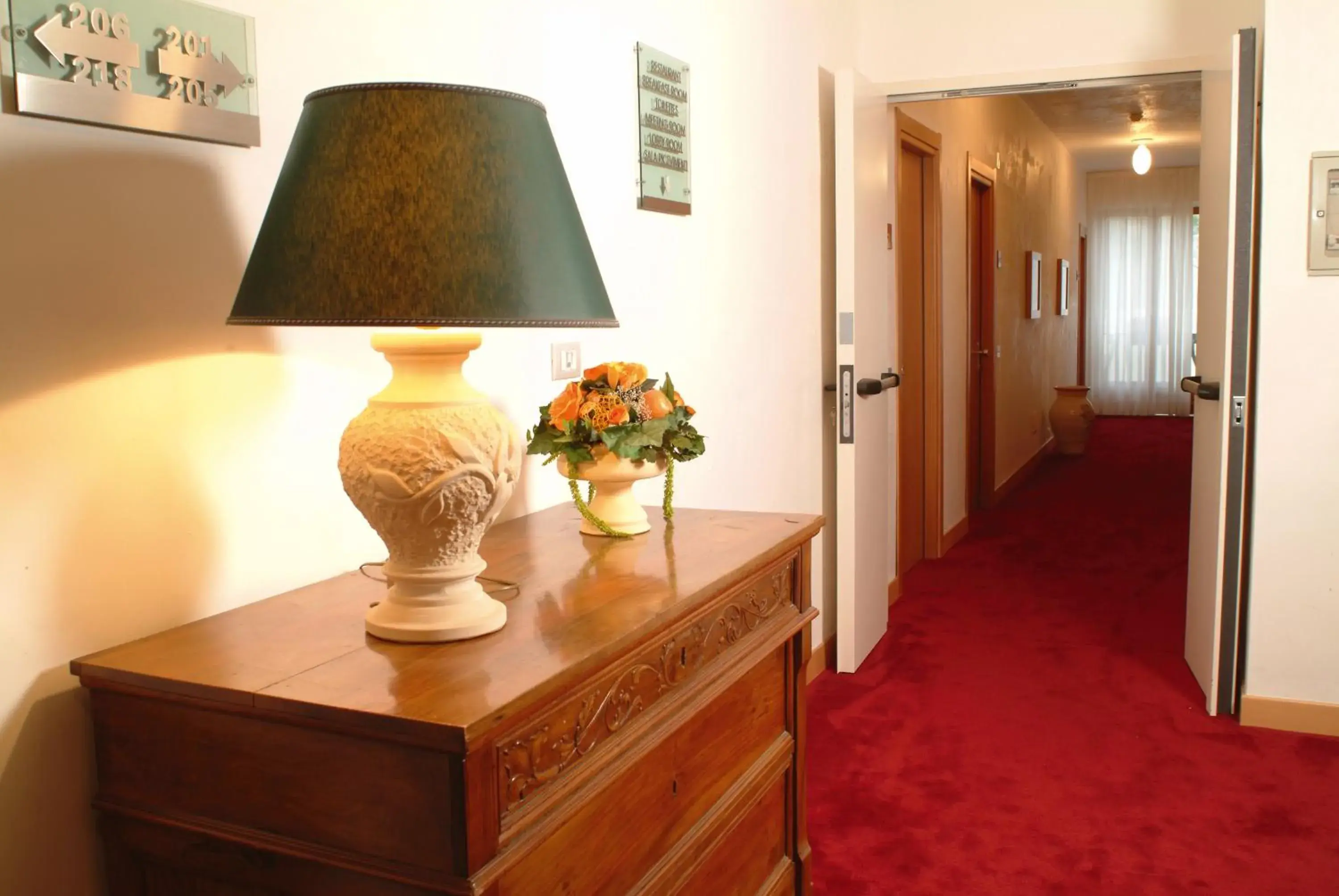 Lobby or reception in Hotel Degli Aranci