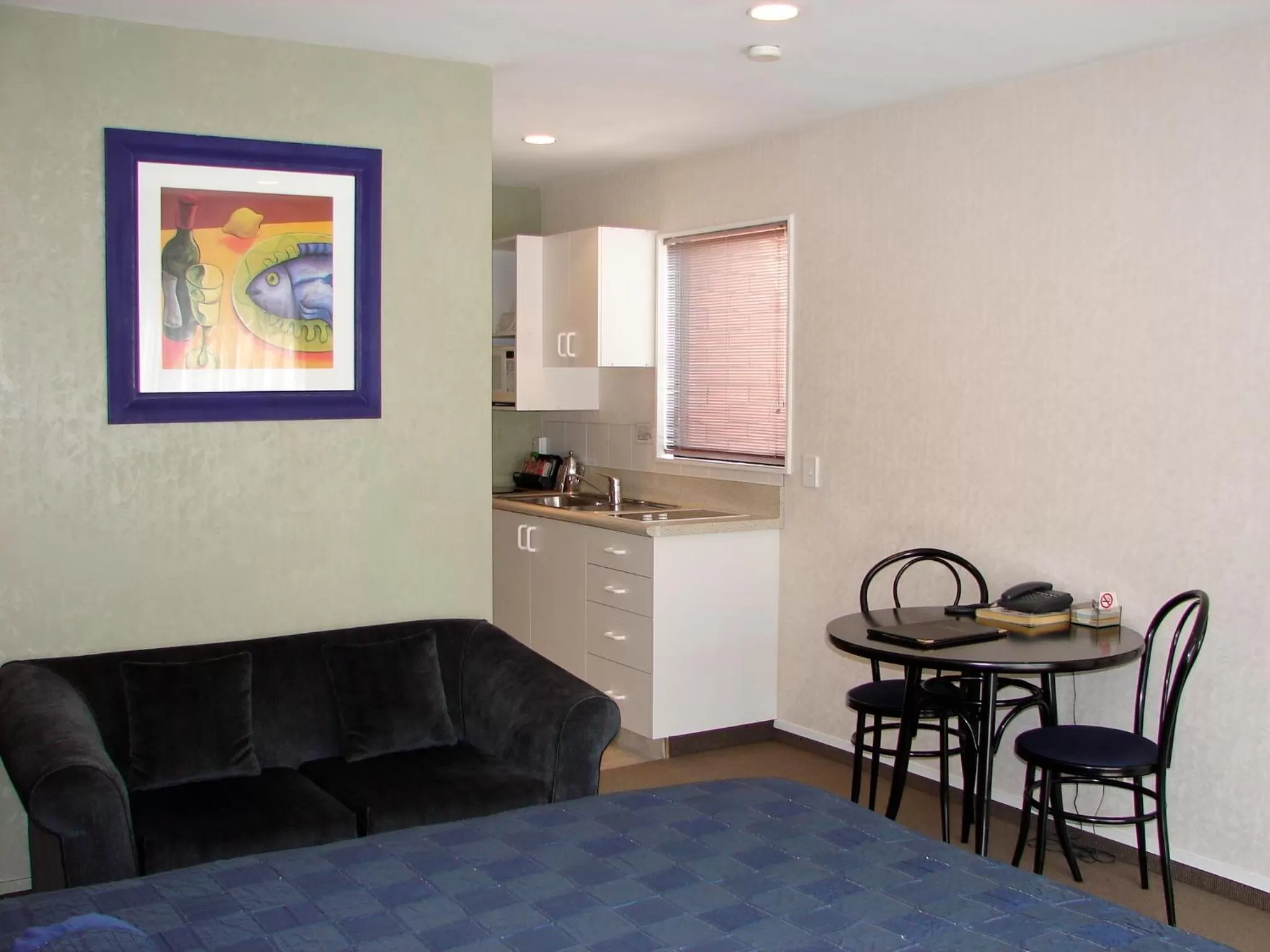 Kitchen or kitchenette in 193 Aorangi Manor Motel