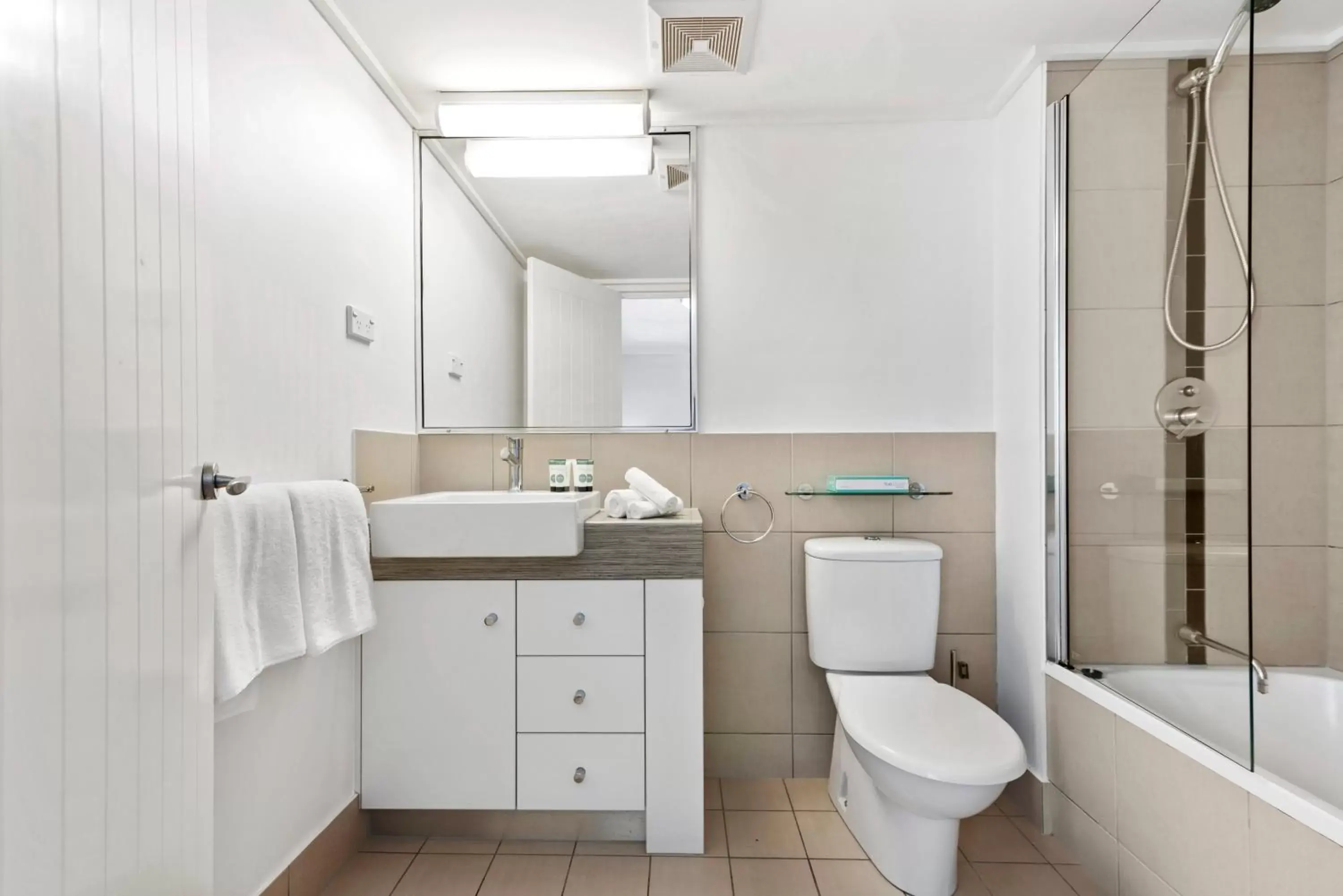 Bathroom in Cairns Central Plaza Apartment Hotel