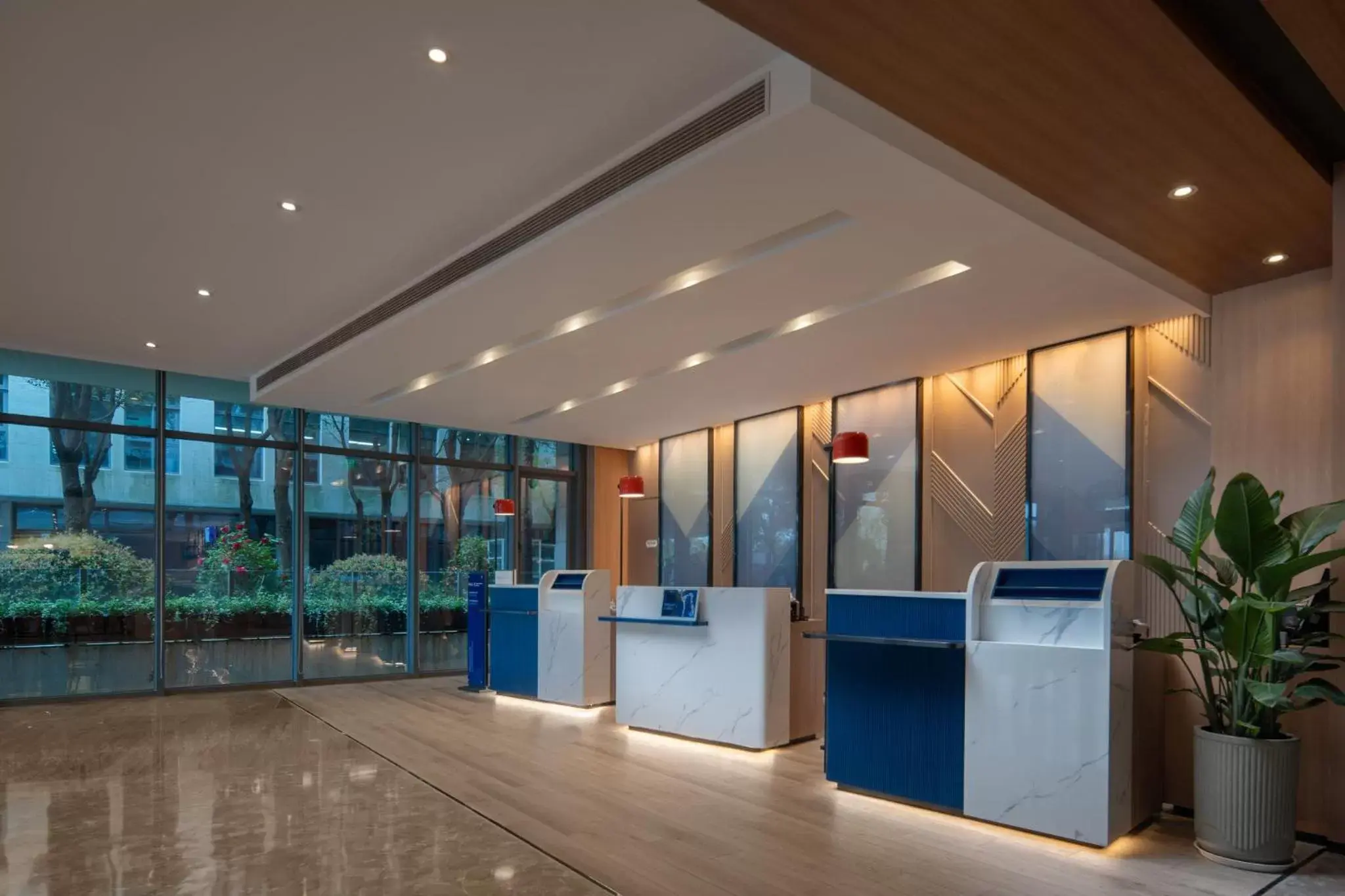 Property building, Lobby/Reception in Holiday Inn Express Shanghai Pujiang, an IHG Hotel