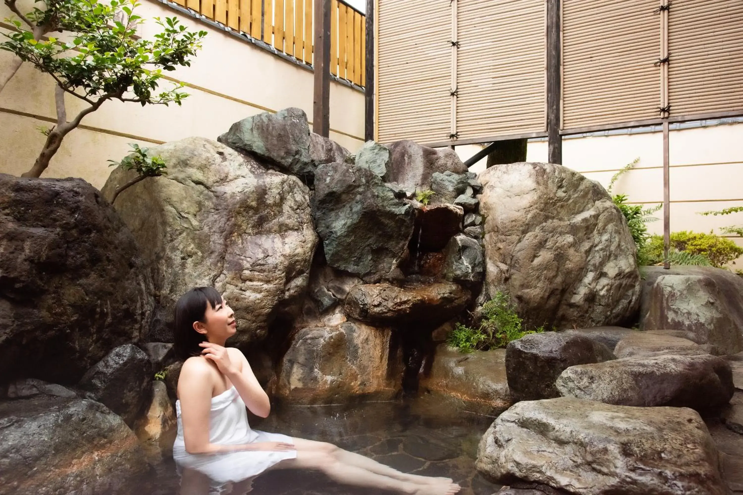 Open Air Bath in Hotel Hagoromo