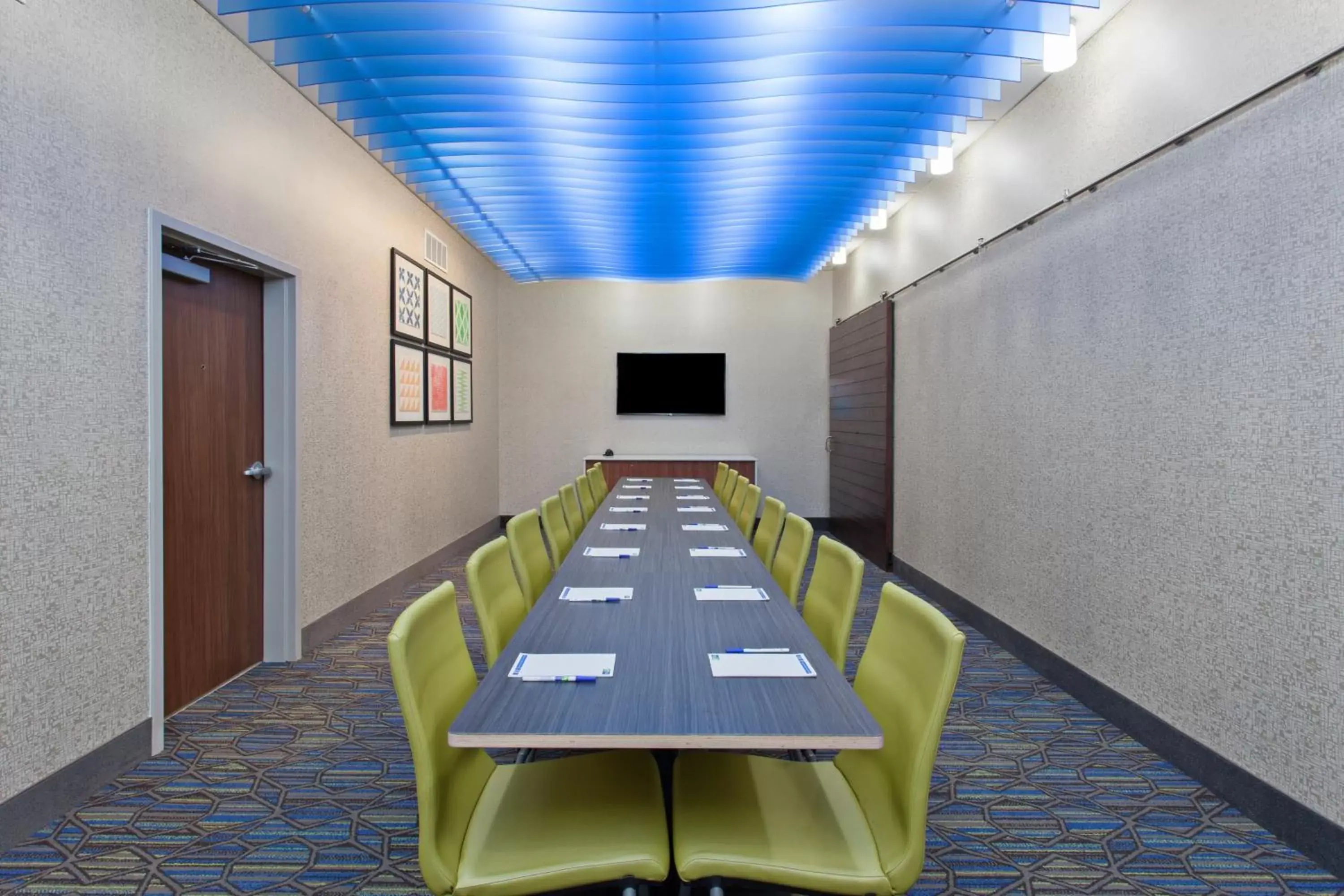 Meeting/conference room in Holiday Inn Express & Suites - Brigham City - North Utah, an IHG Hotel