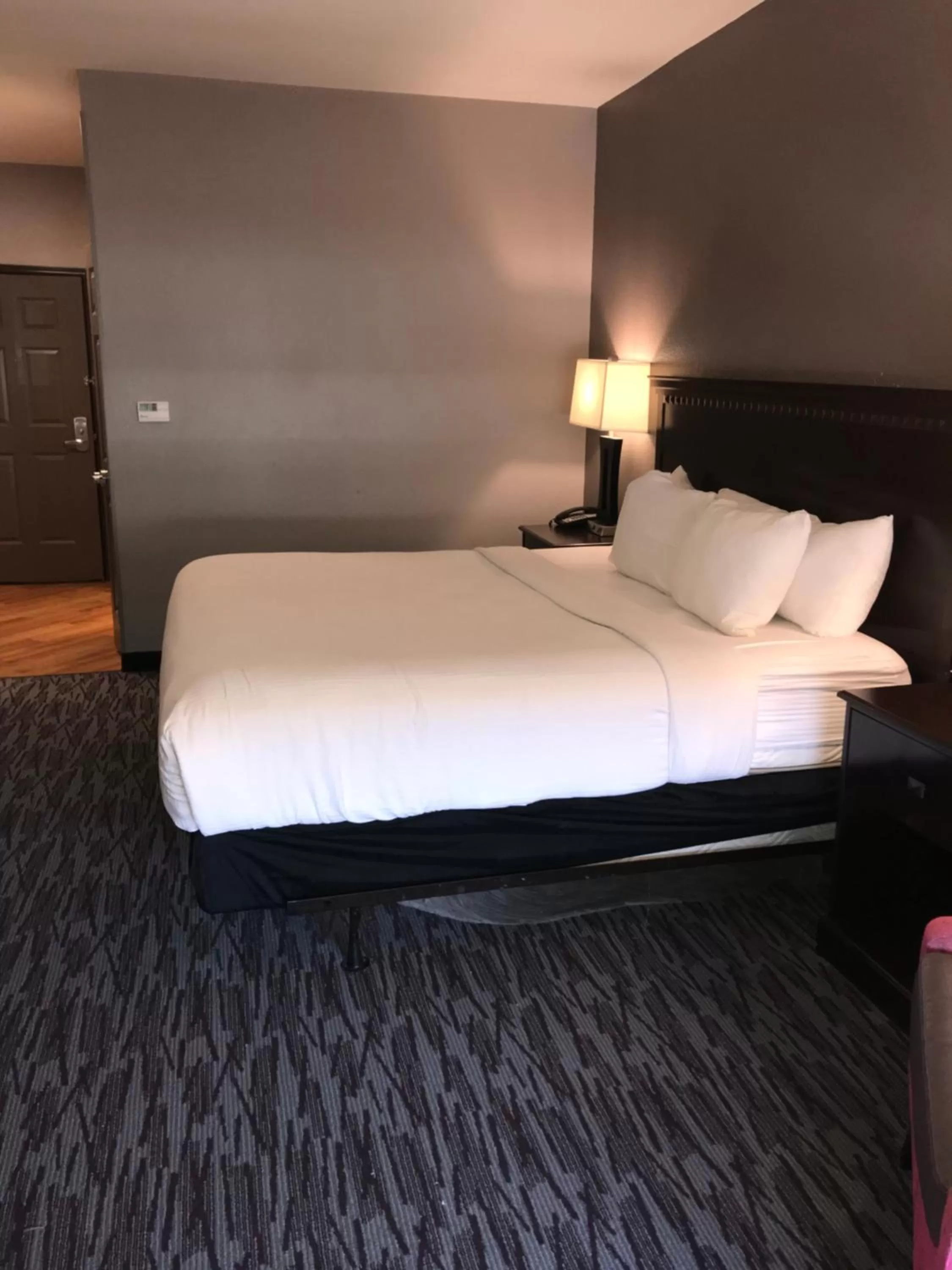 Bedroom, Bed in La Quinta by Wyndham Abilene Mall