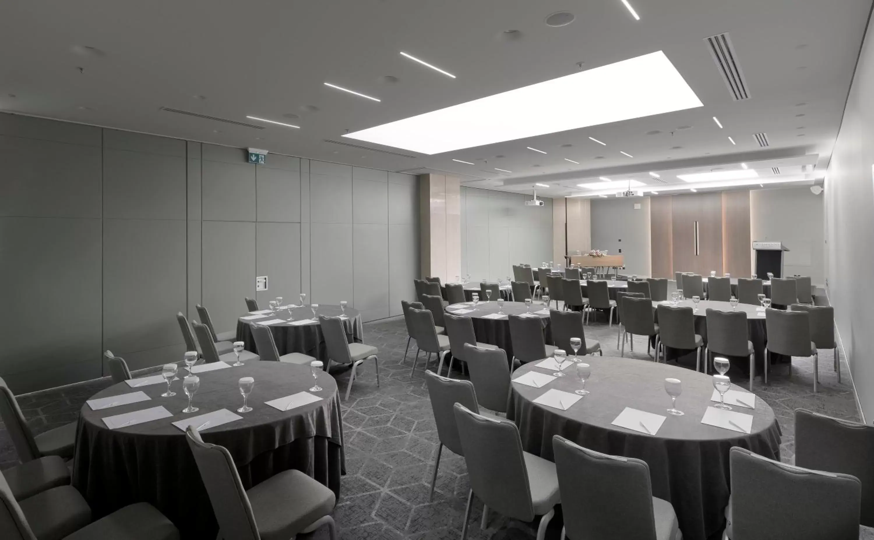Meeting/conference room, Restaurant/Places to Eat in Crowne Plaza Athens City Centre, an IHG Hotel