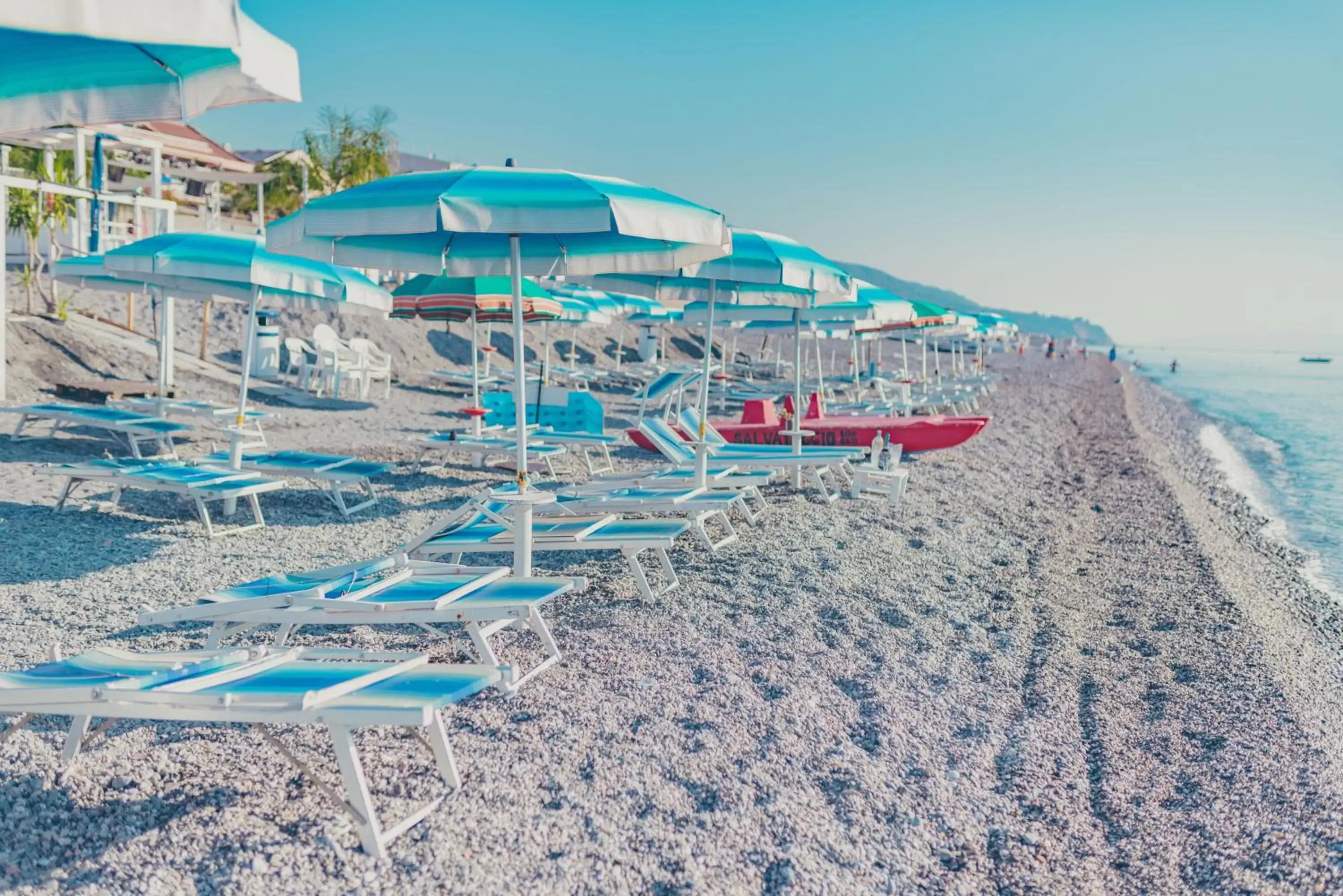 Beach in La Piramide