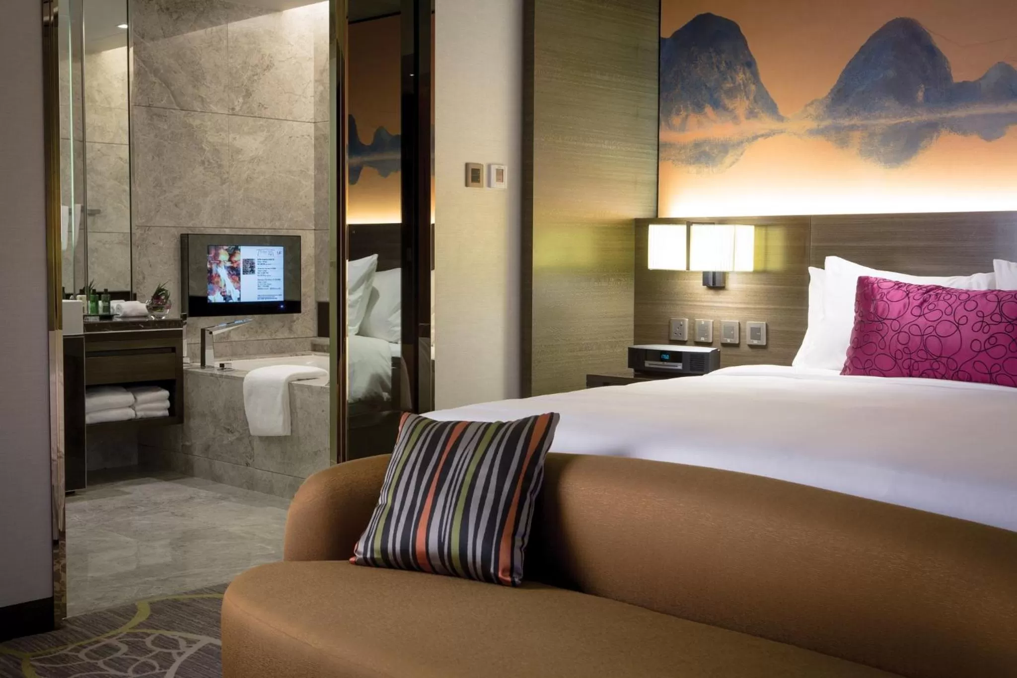Photo of the whole room, Bed in Crowne Plaza Hong Kong Kowloon East by IHG