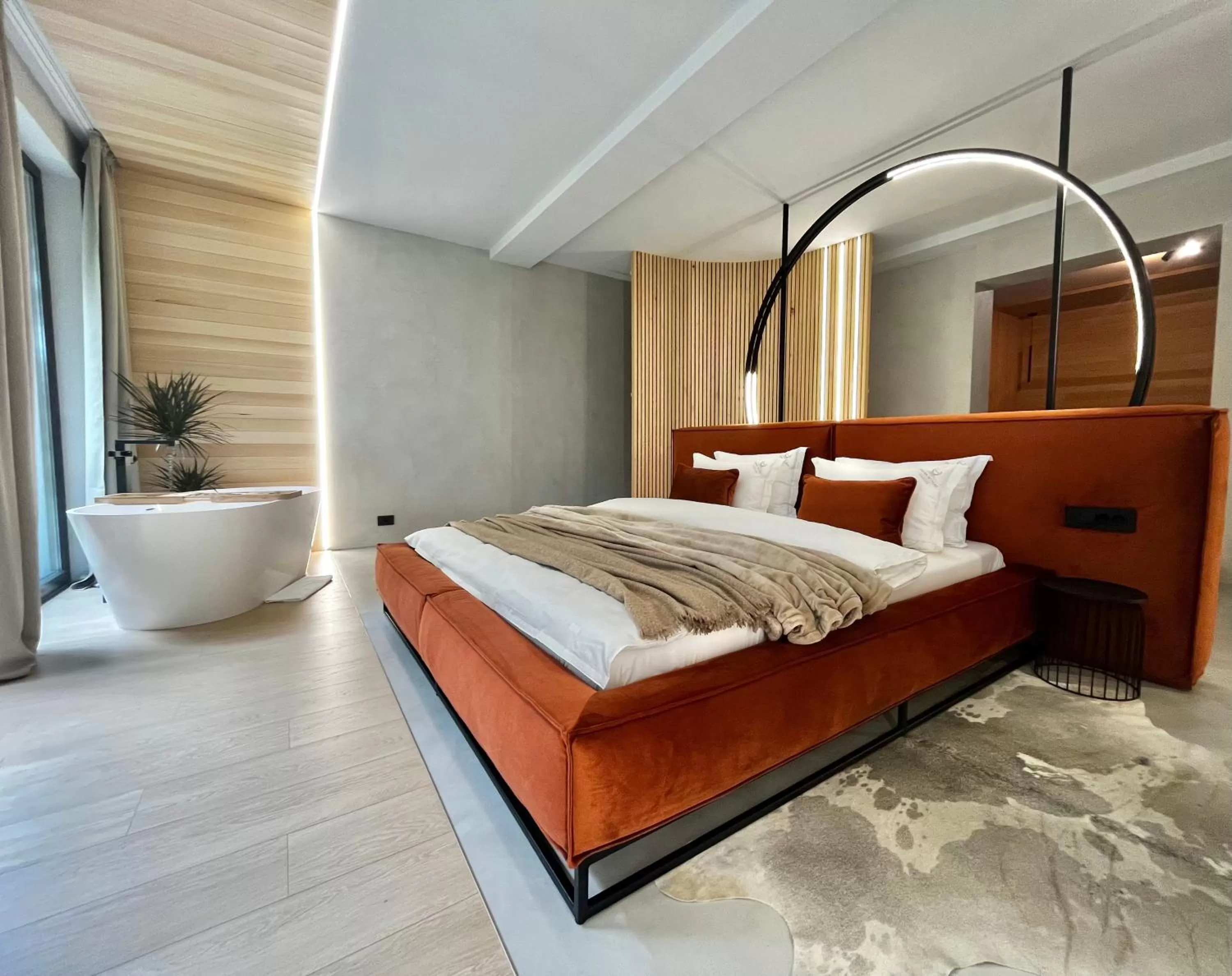Bed in Garden Retreat Junior