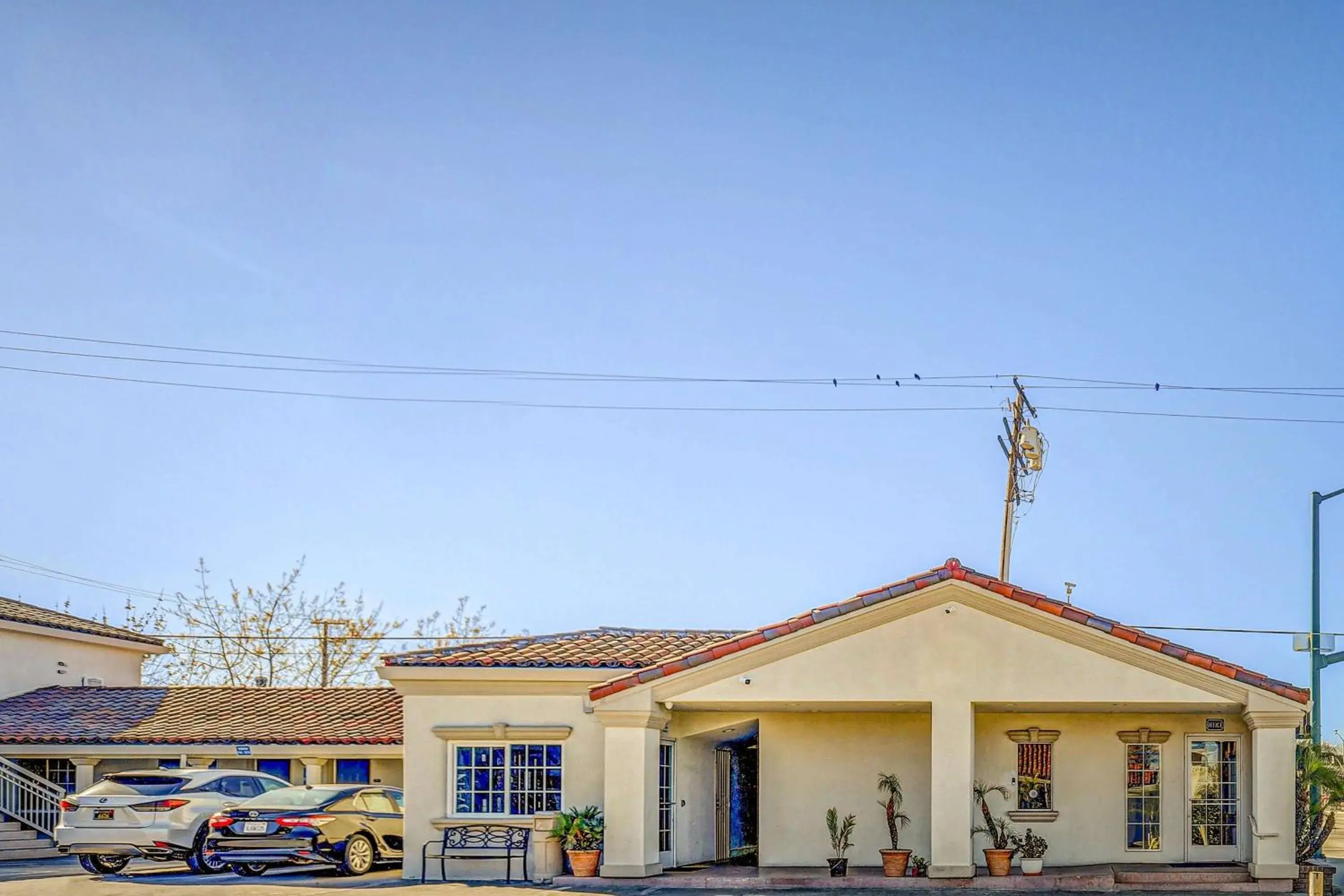 Property building in Motel 6-Marysville, CA Property building in Motel 6-Marysville, CA