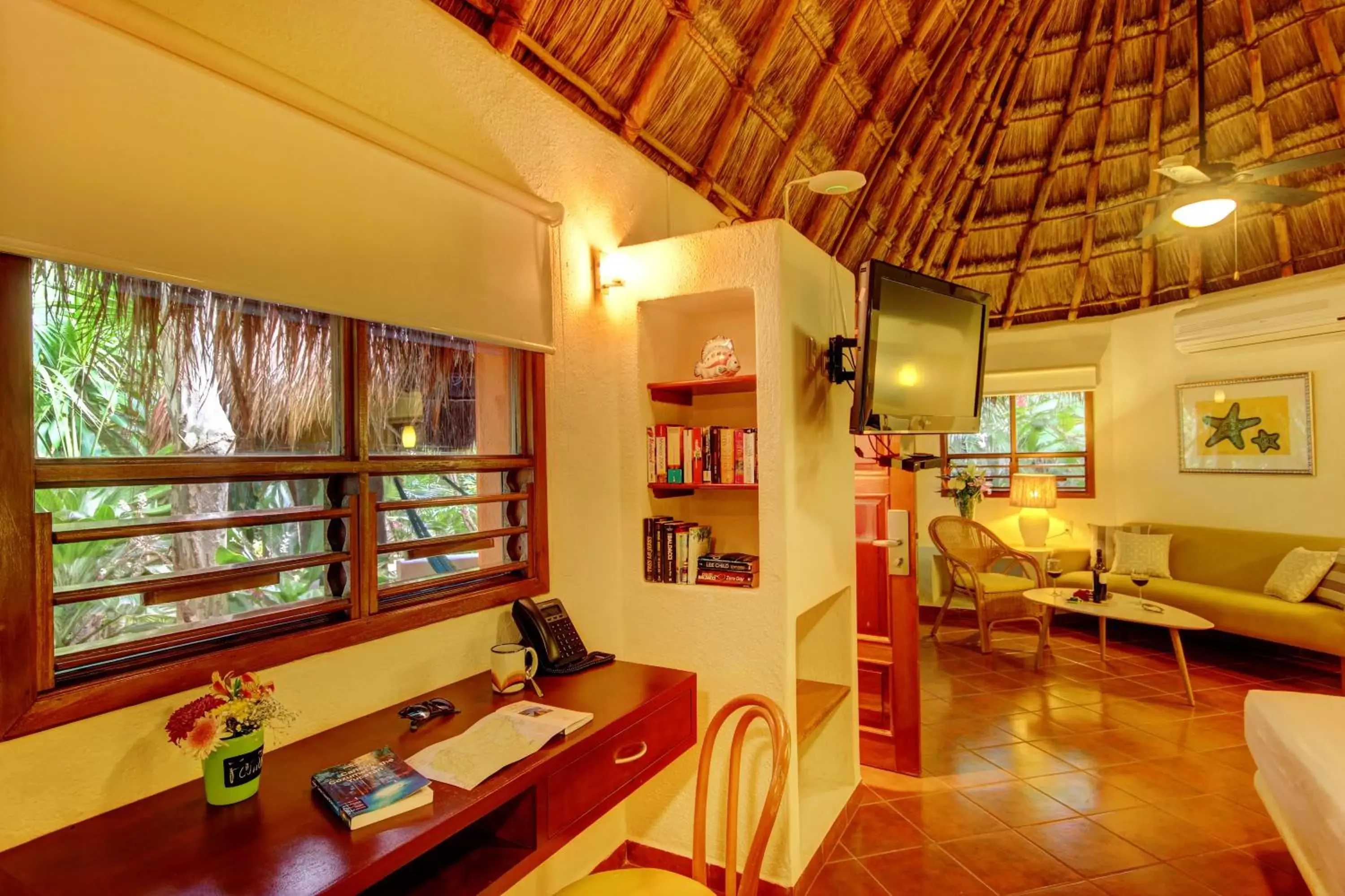 Library in Riviera Maya Suites