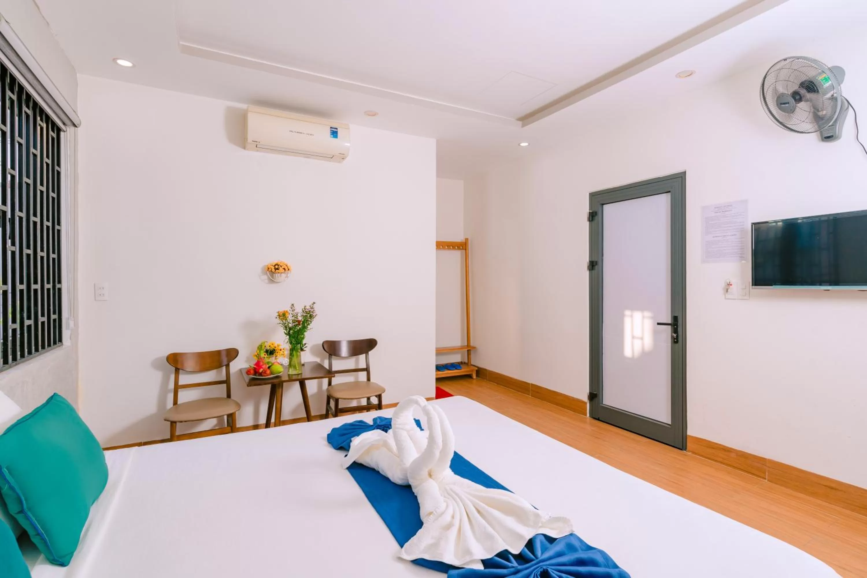 Bed in Vinh Khang Homestay