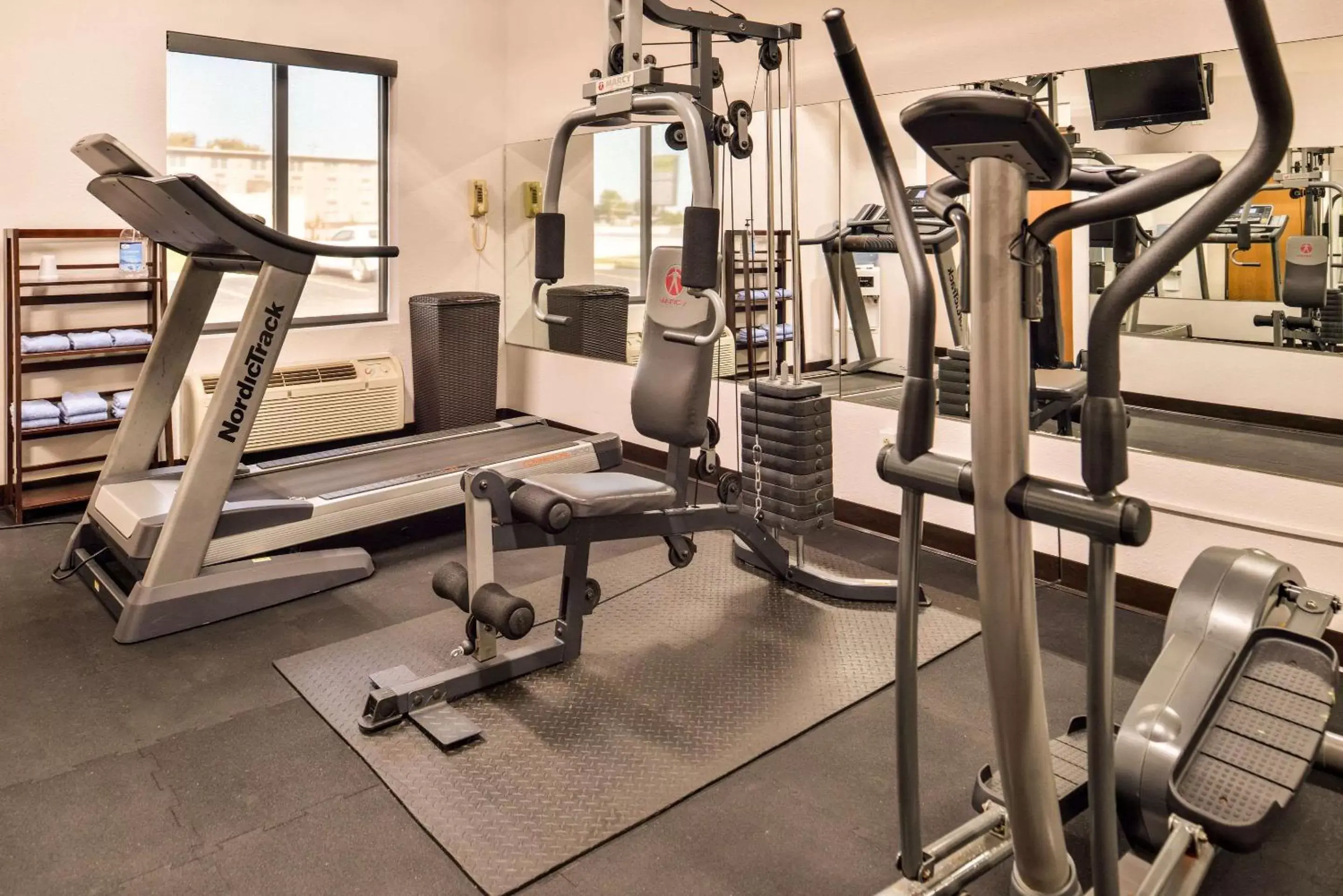 Fitness centre/facilities, Fitness Center/Facilities in Quality Inn Joplin I-44