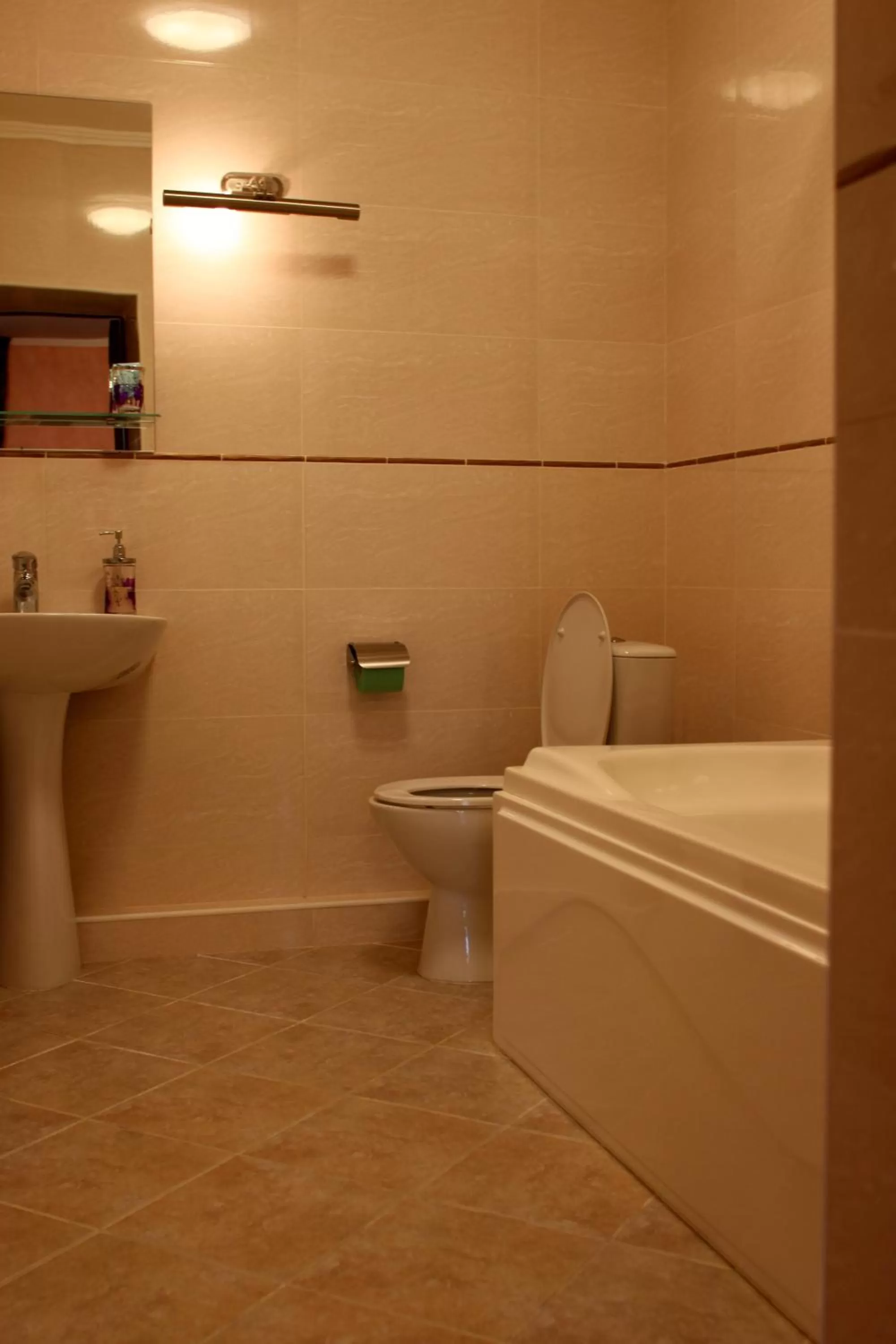 Bathroom in Totem Hotel