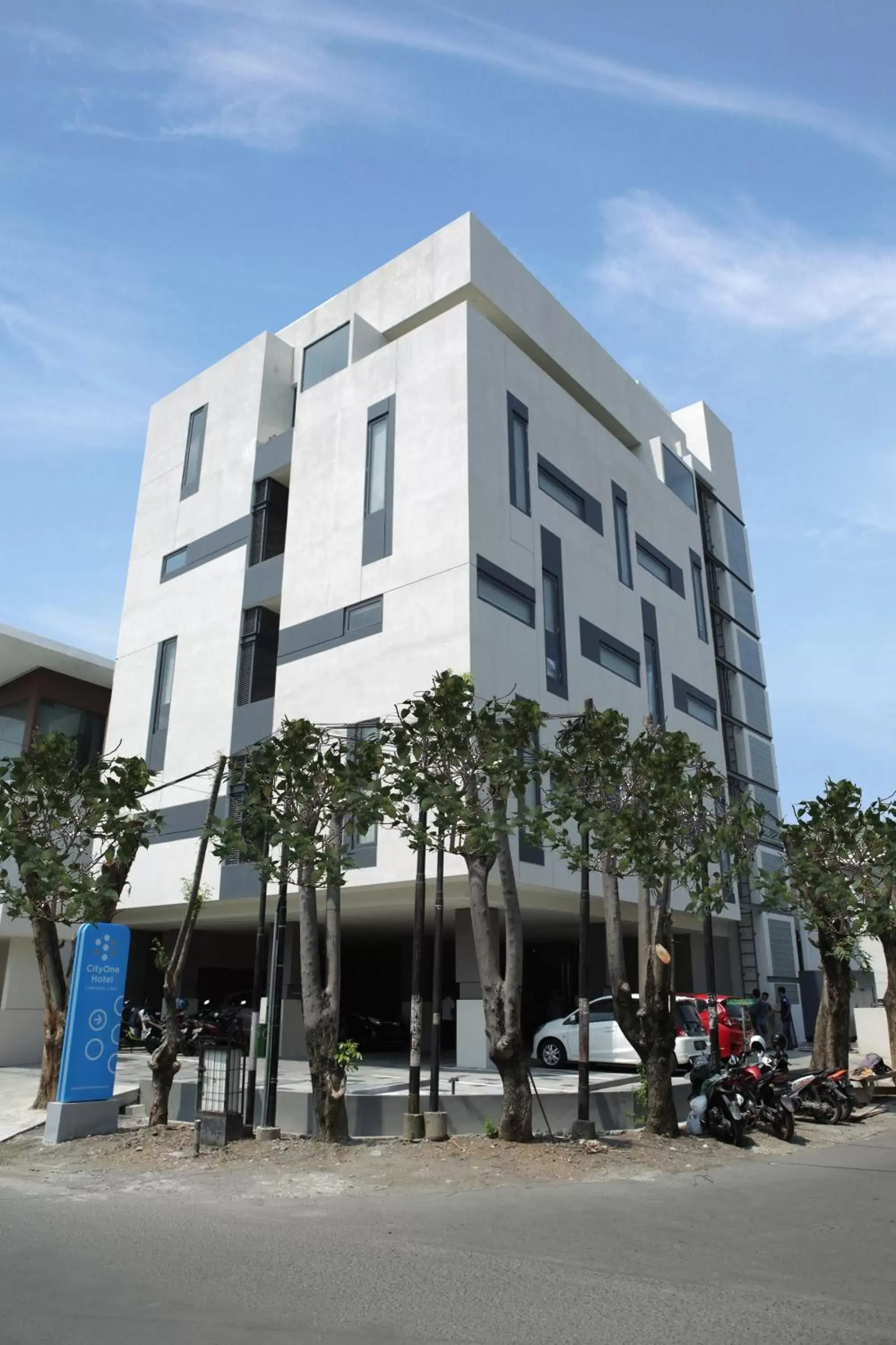 Property Building in Citrip Hotel Simpang Lima