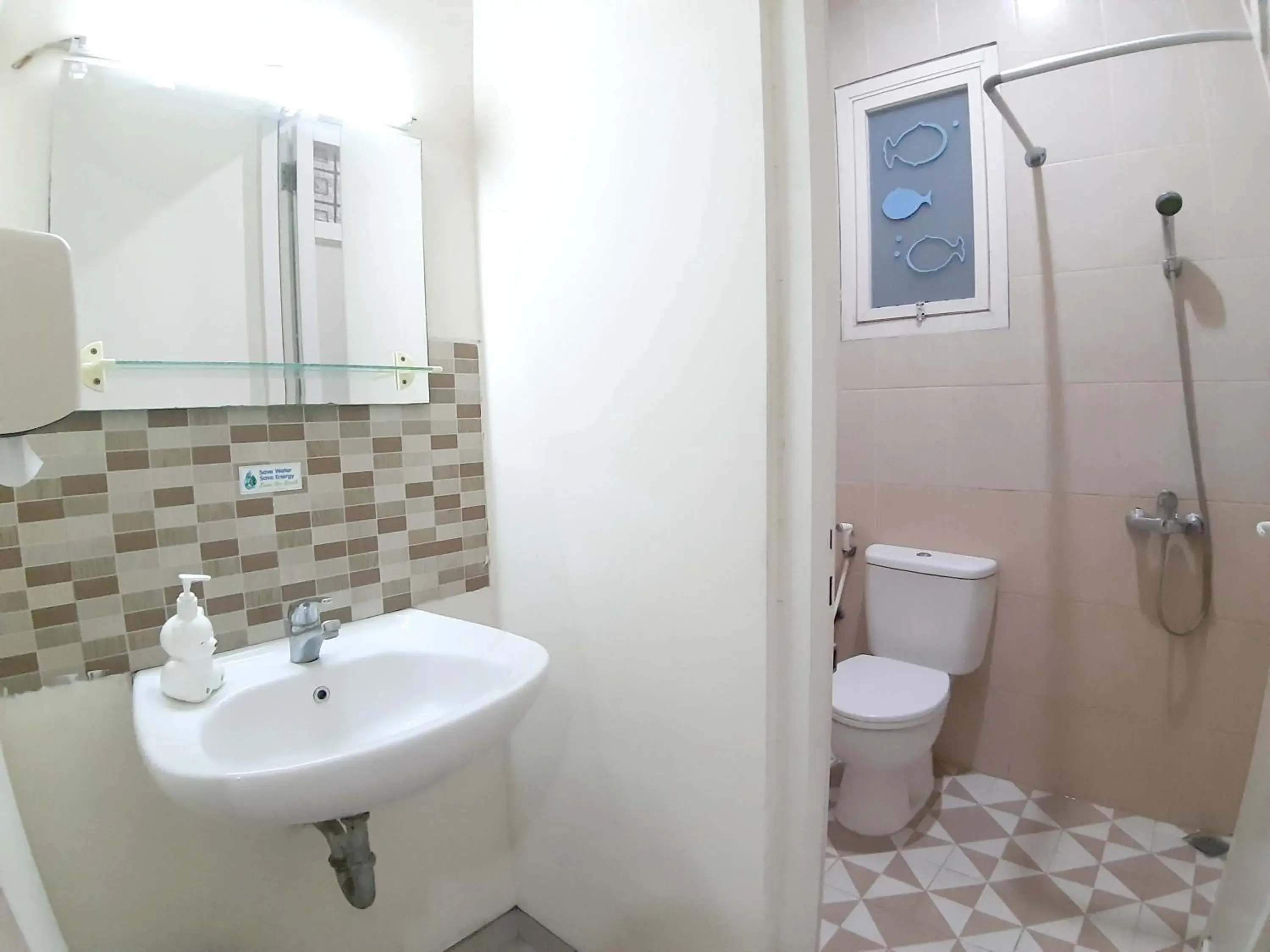 Shower, Bathroom in IKIRU to live Hotel