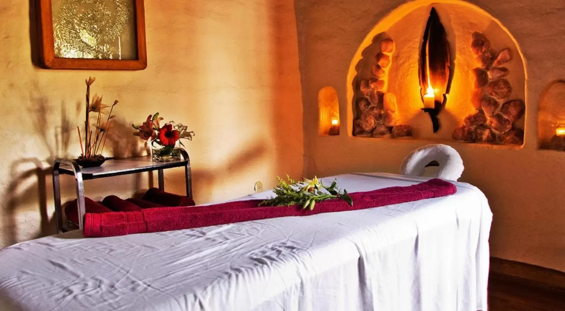 Spa and wellness centre/facilities in Hostal de la Luz - Spa Holistic Resort