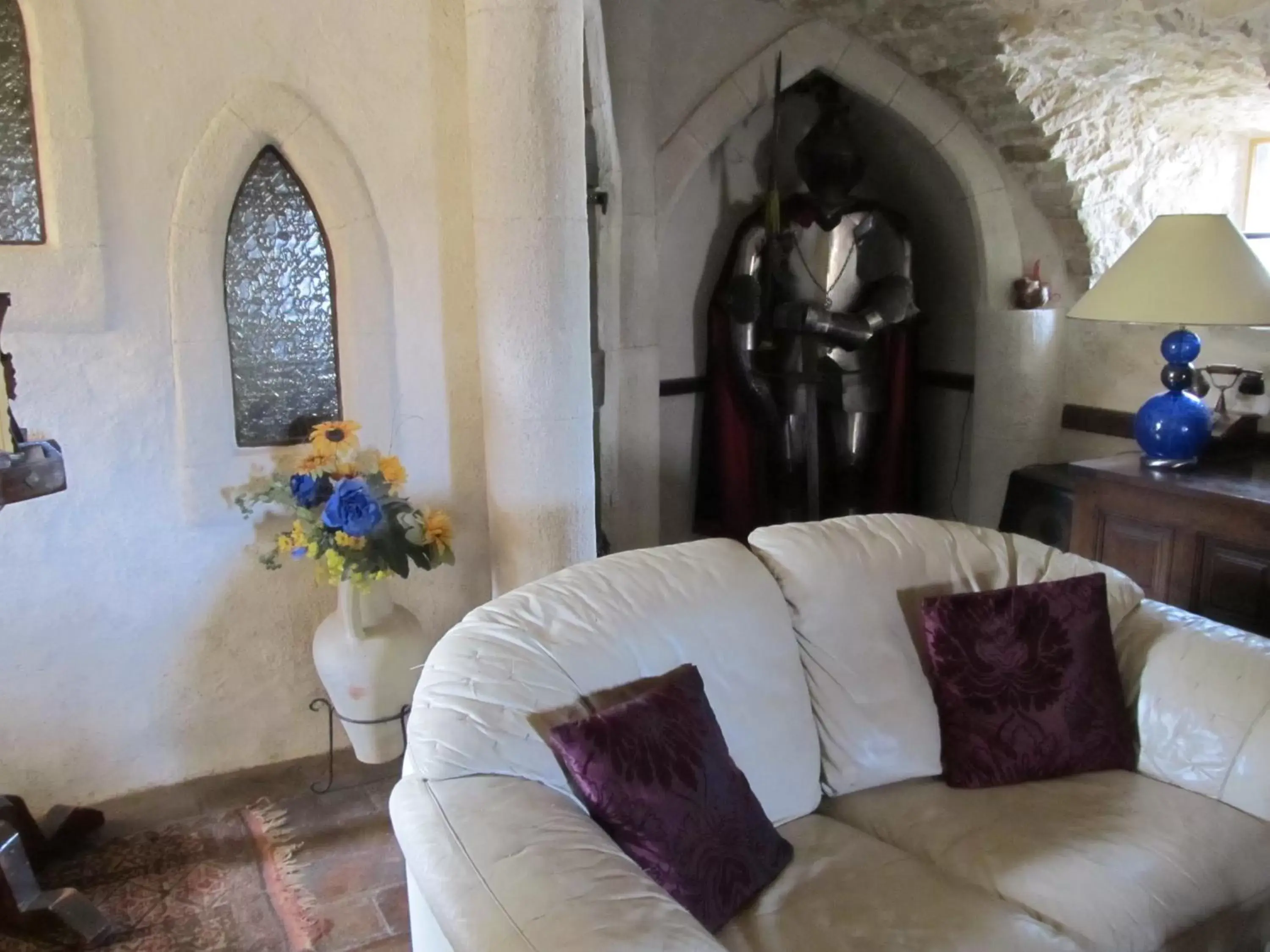 Living room, Seating Area in Suite Cardinale 40m2 chambre d' hôte du Mas Fabrègue