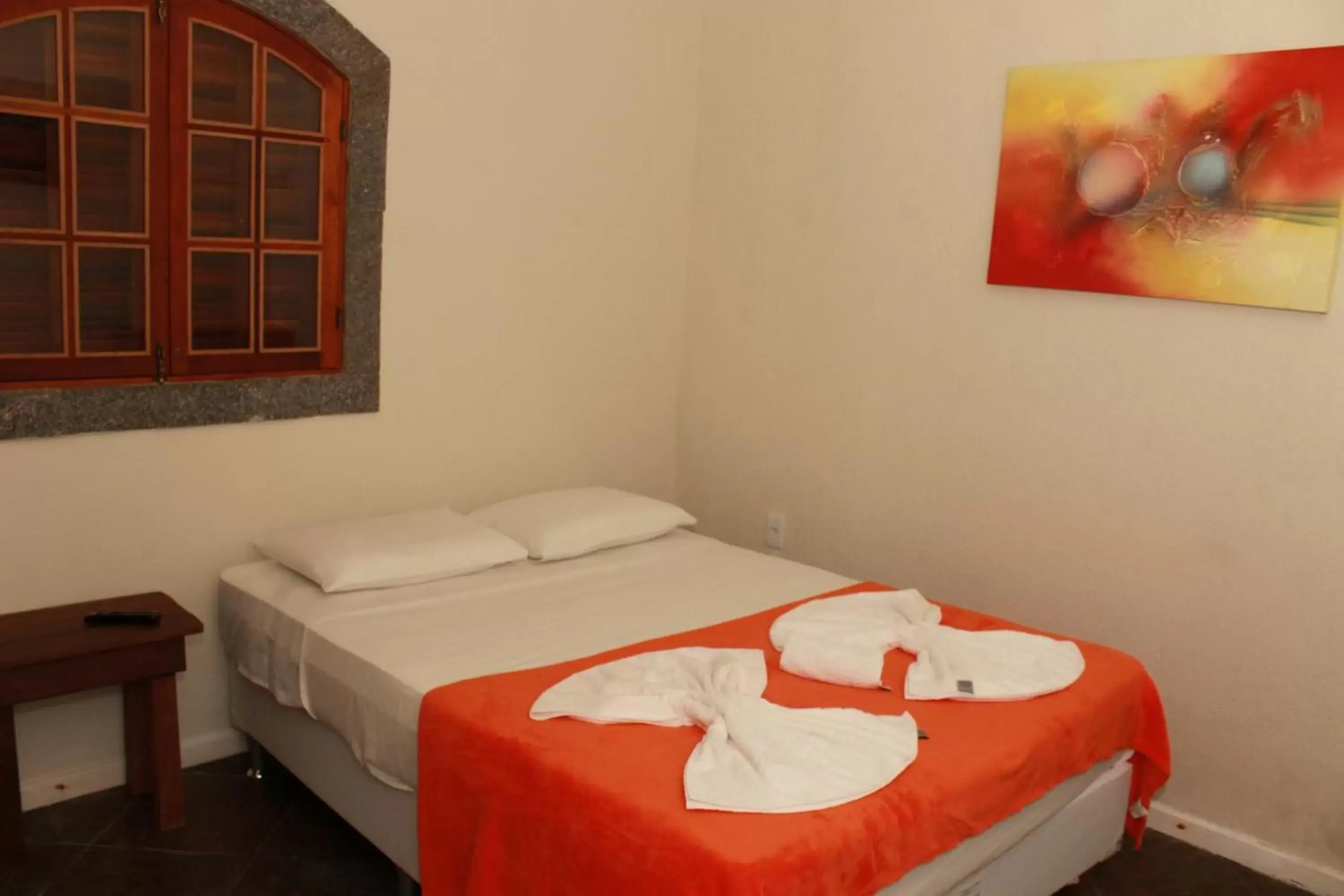 Photo of the whole room, Bed in Pousada Destino Búzios