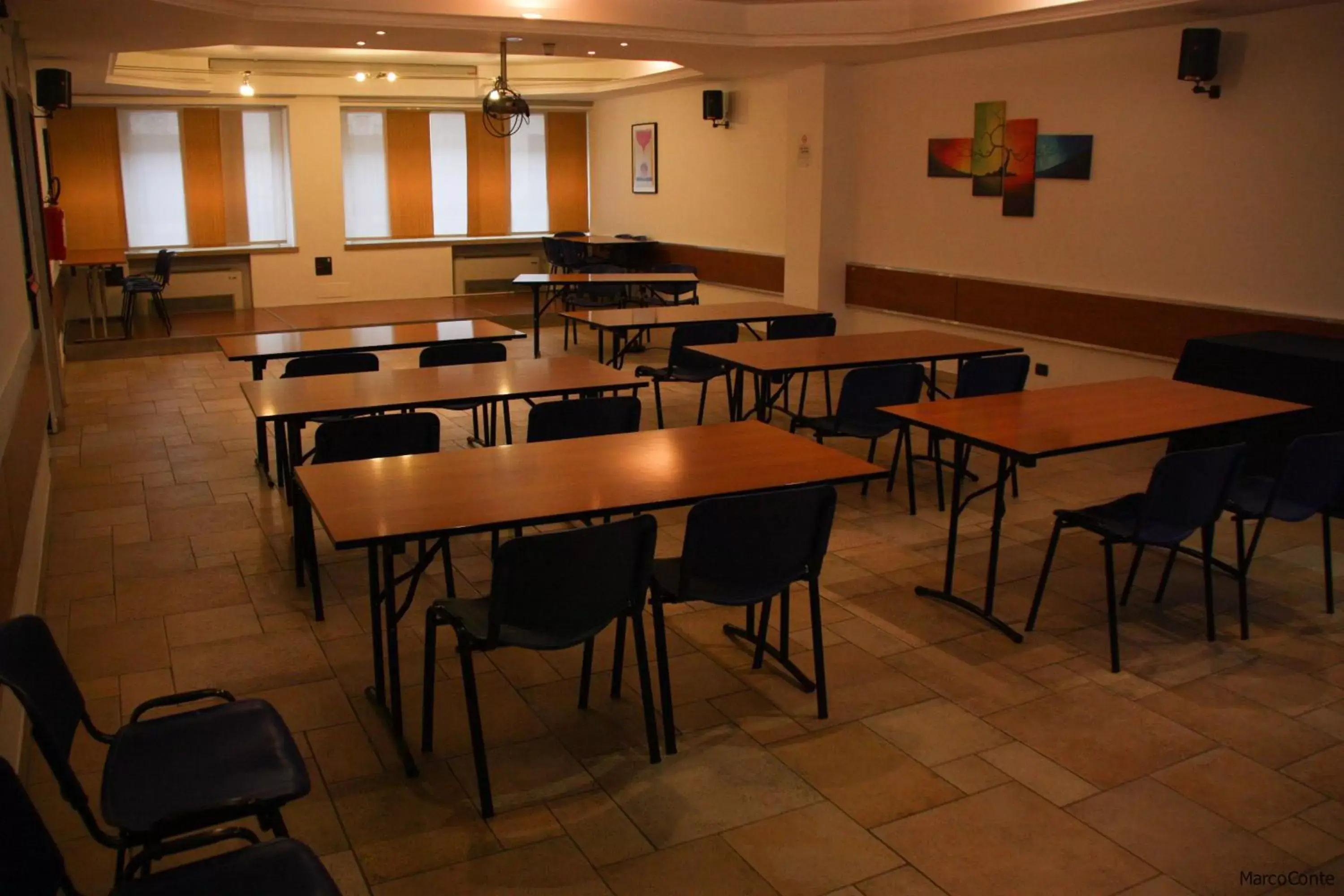 Meeting/conference room, Restaurant/Places to Eat in Hotel Lux