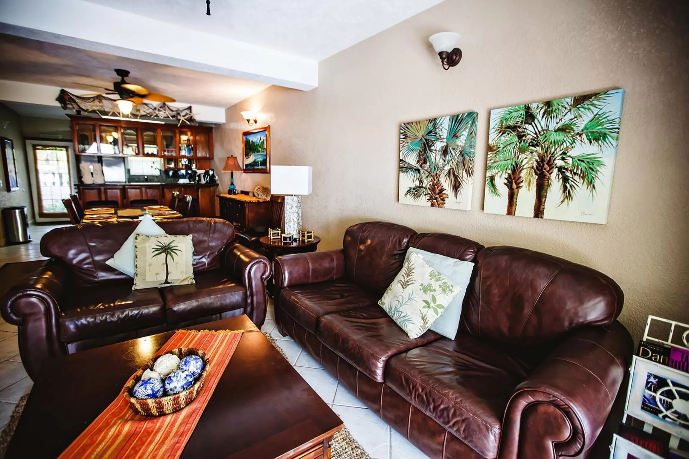 Living room in Pelican Reef Villas Resort