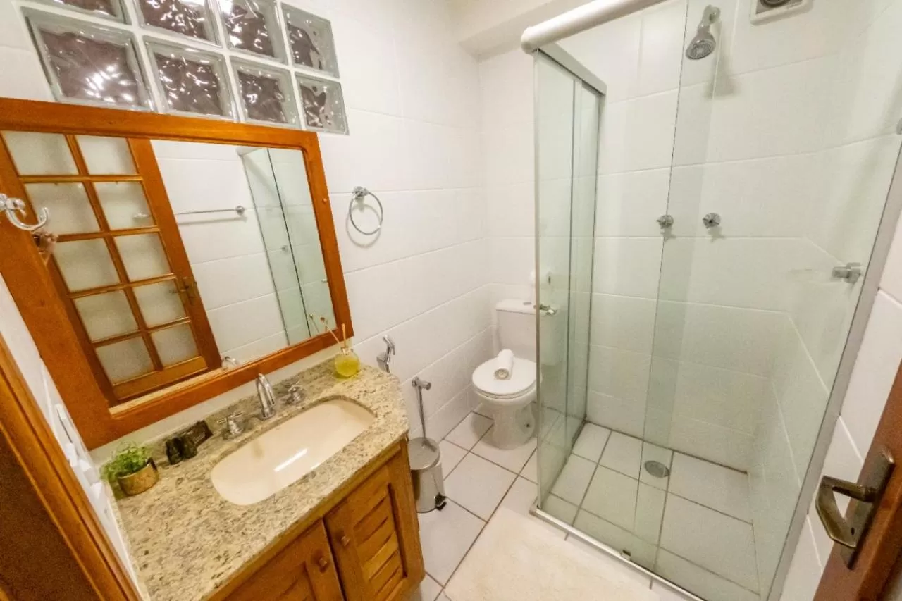 Shower in Pousada Ricanto Amore Mio