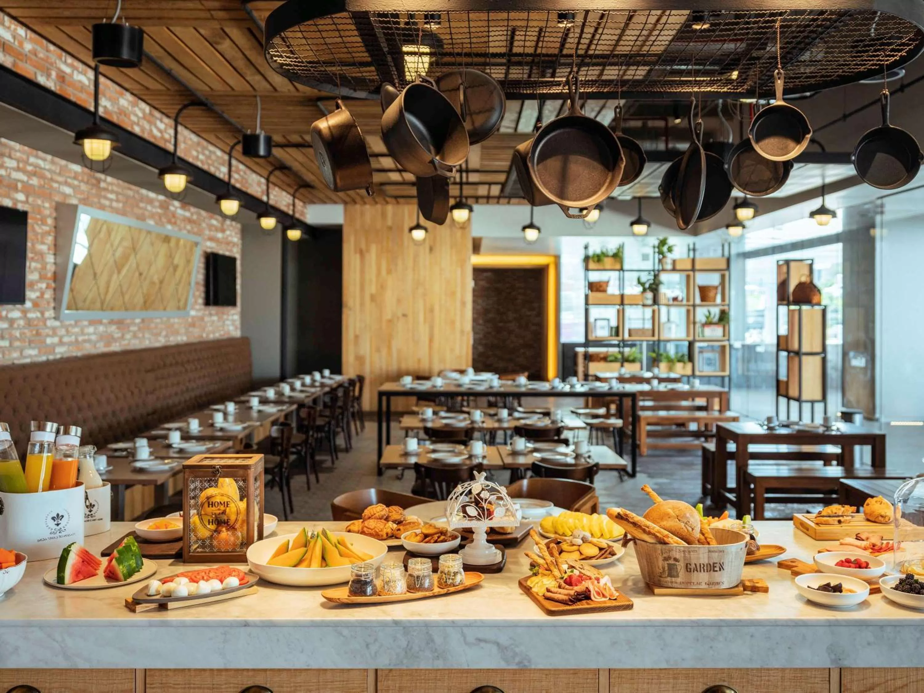 Restaurant/places to eat in Novotel Mexico City Toreo