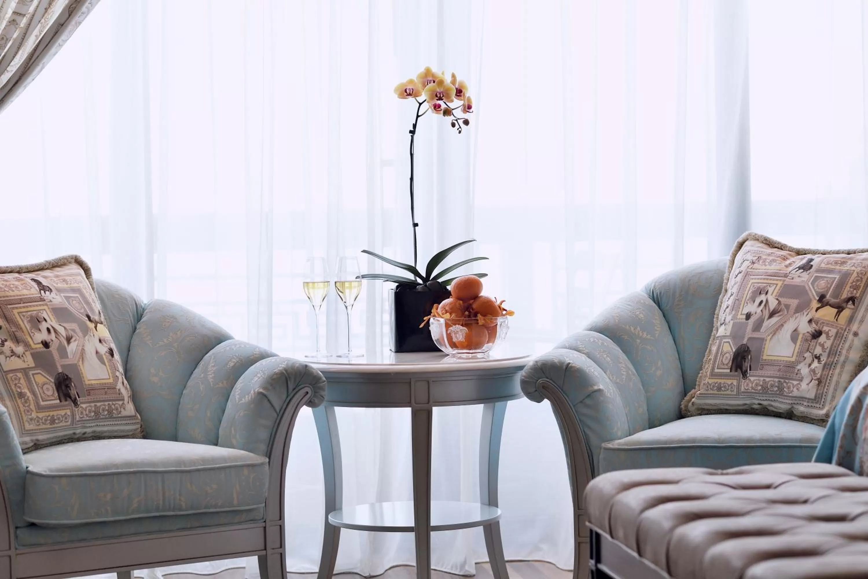 Seating area in Palazzo Versace Dubai