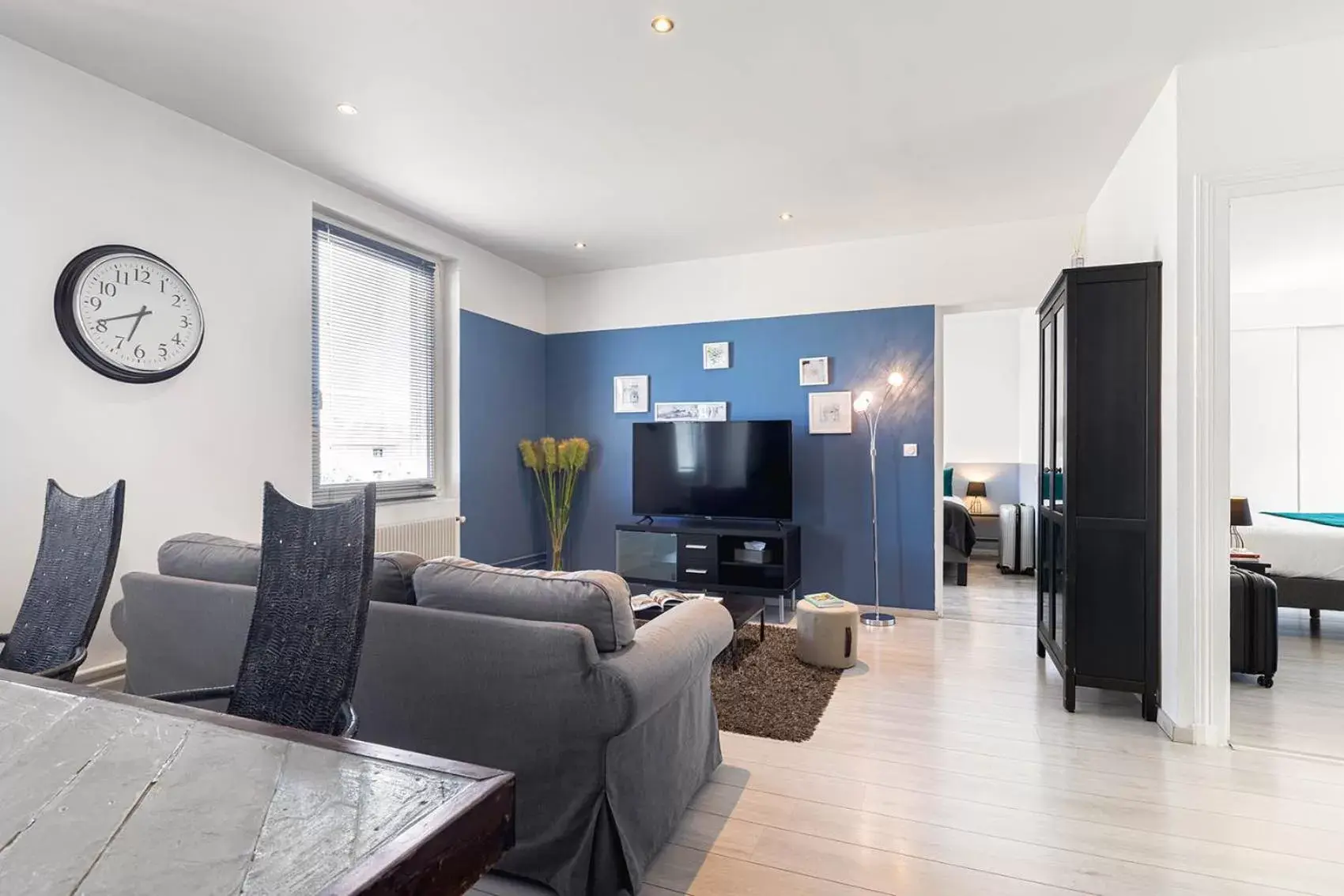 Property building in Contact Hôtels Les Pierres Dorées Property building in Contact Hôtels Les Pierres Dorées